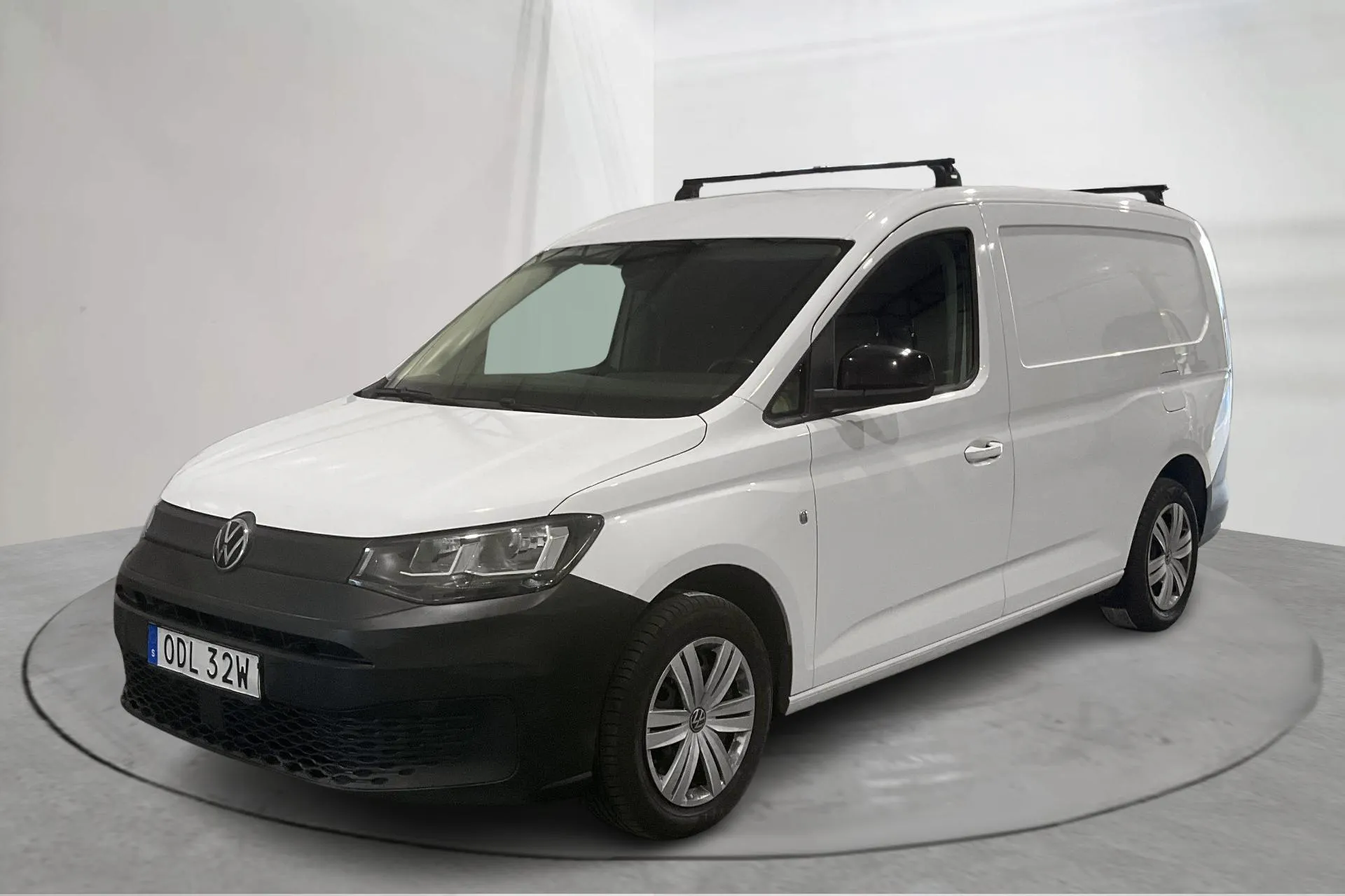 Presentationsfoto 1 av 15: VW Caddy Cargo Maxi 2.0 TDI Skåp (122hk) - 10 601 mil - Automat - vit - 2022