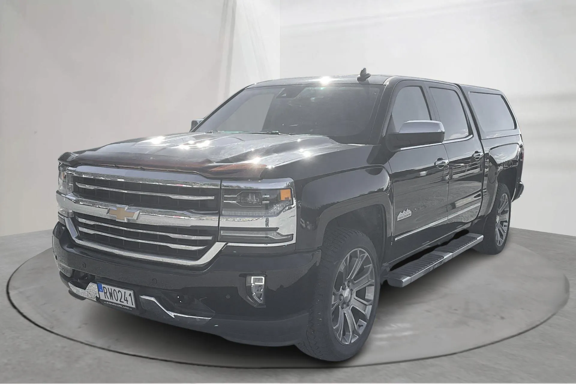Presentationsfoto 1 av 15: Chevrolet Silverado 1500 Crew Cab 6.2 V8 E85  4WD (426hk) - 3 273 mil - Automat - svart - 2018