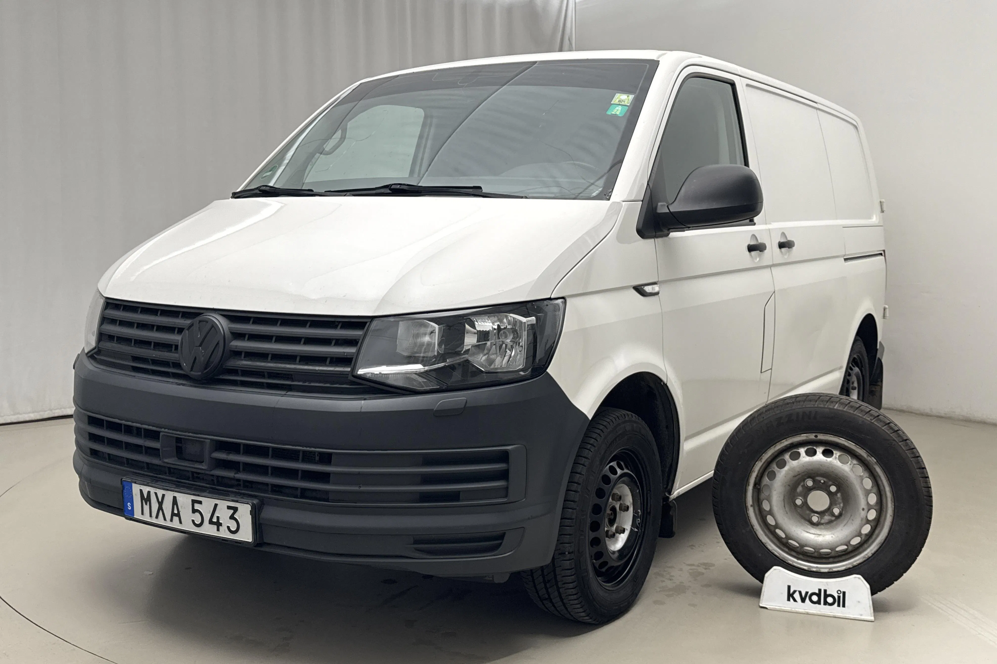 Presentation photo 1 of 18: VW Transporter T6 2.0 TDI BMT Skåp (150hk) - 217 370 km - Automatic - white - 2017