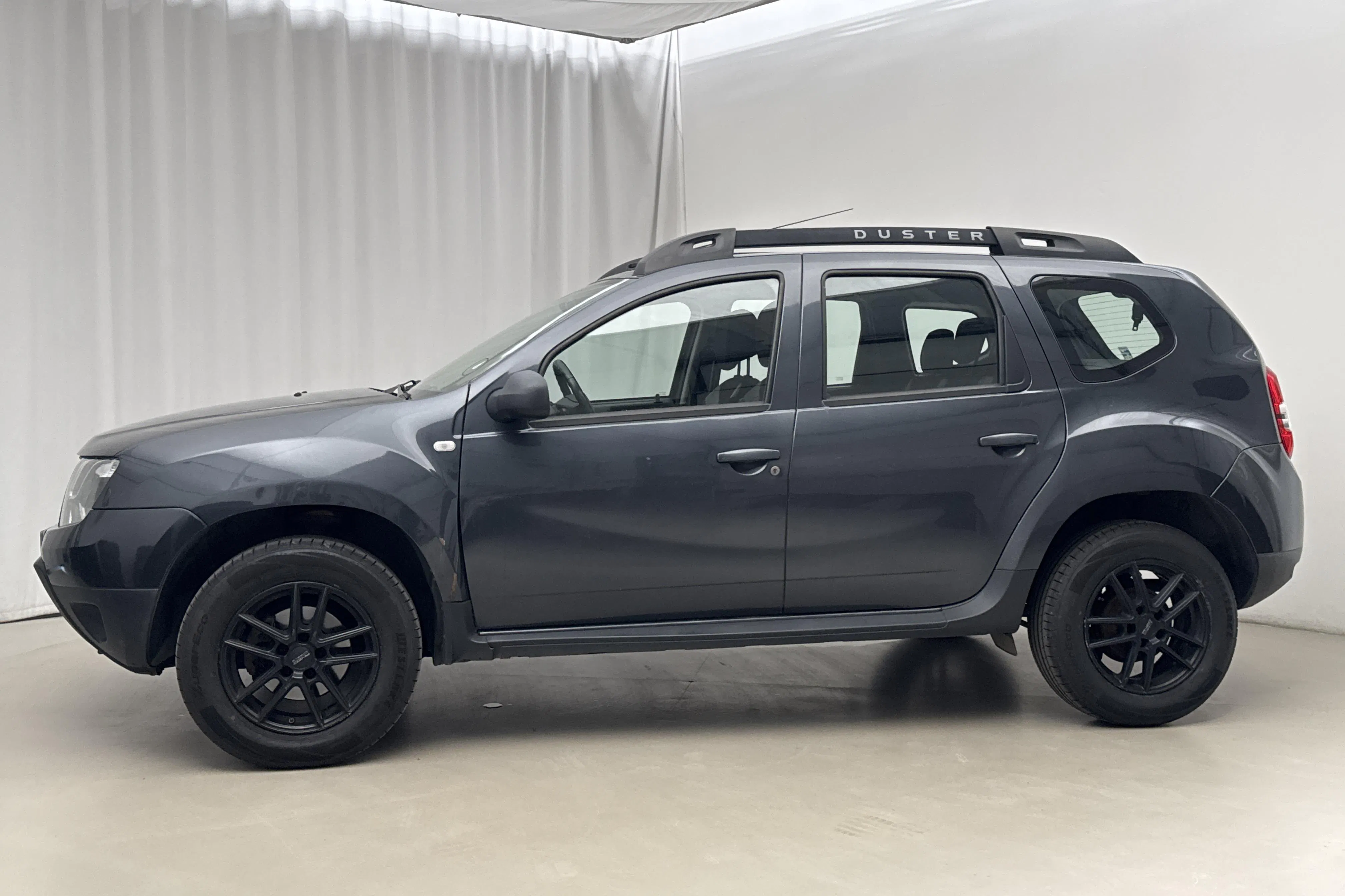 Presentation photo 2 of 15: Dacia Duster 1.5 dCi 4x4 (109hk) - 157 940 km - Manual - Dark Grey - 2016