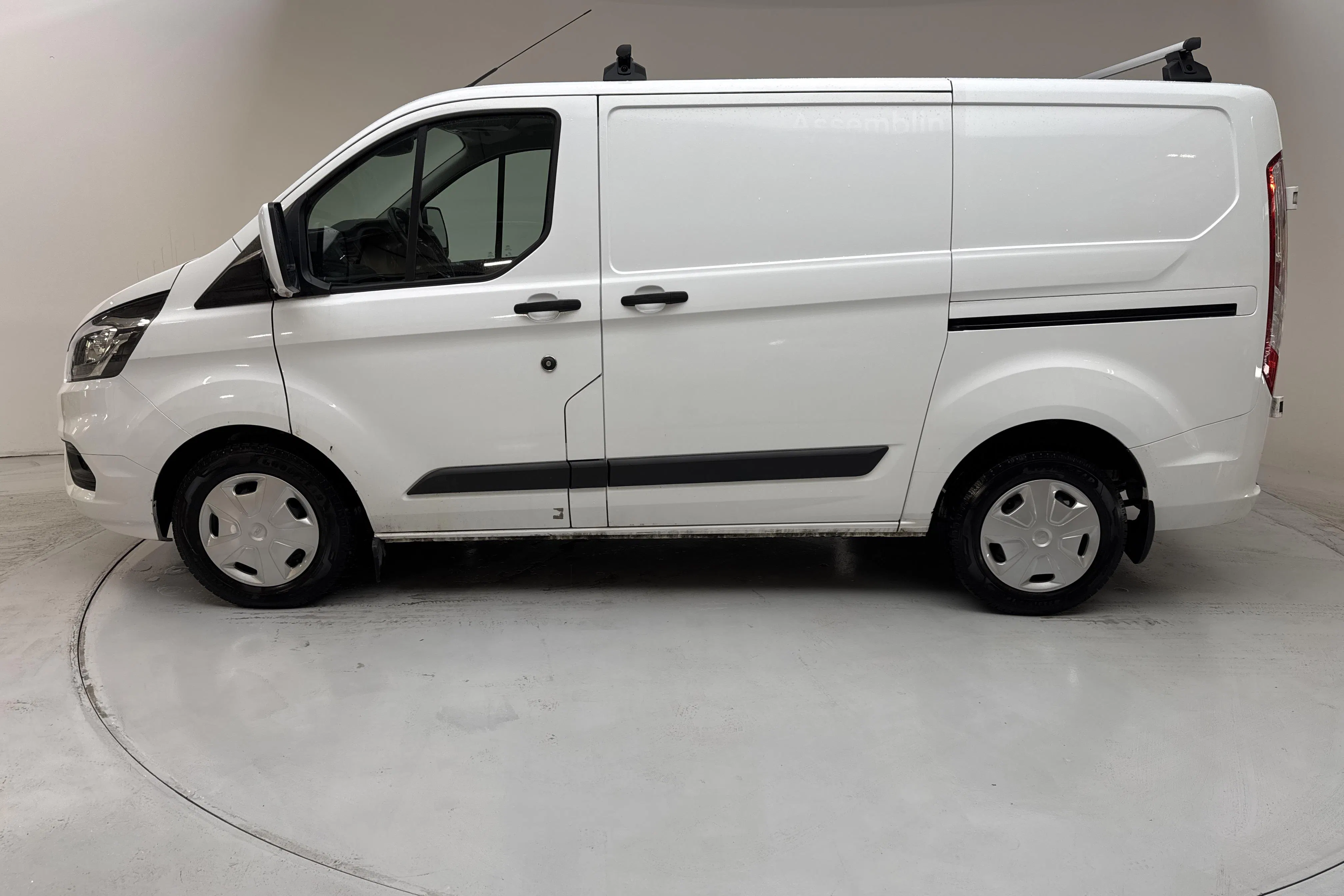 Presentation photo 2 of 12: Ford Transit Custom 280 MHEV (130hk) - 55 800 km - Automatic - white - 2023
