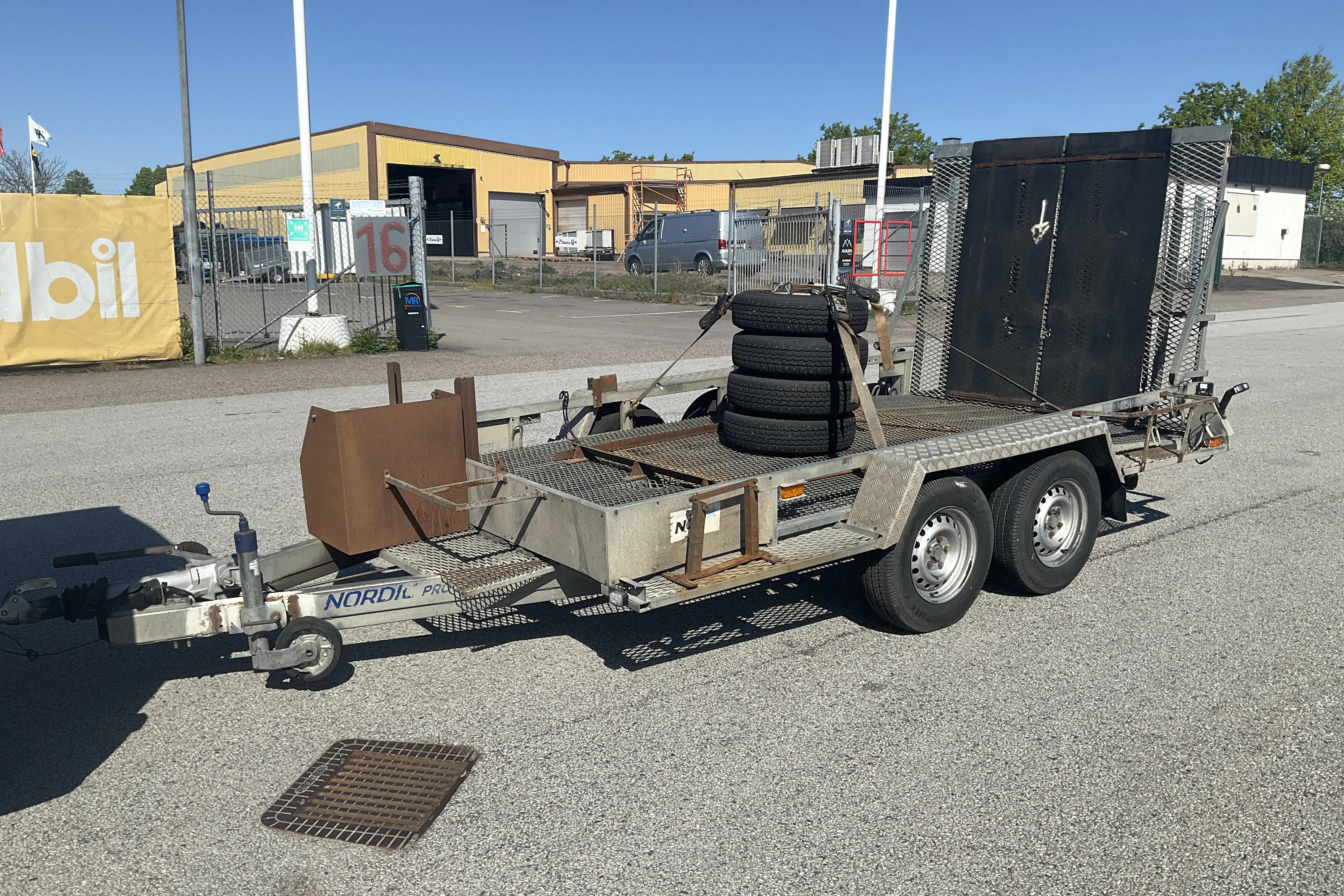 Presentation photo 2 of 20: NORDIC 3500 TD - 0 km - gray - 2016