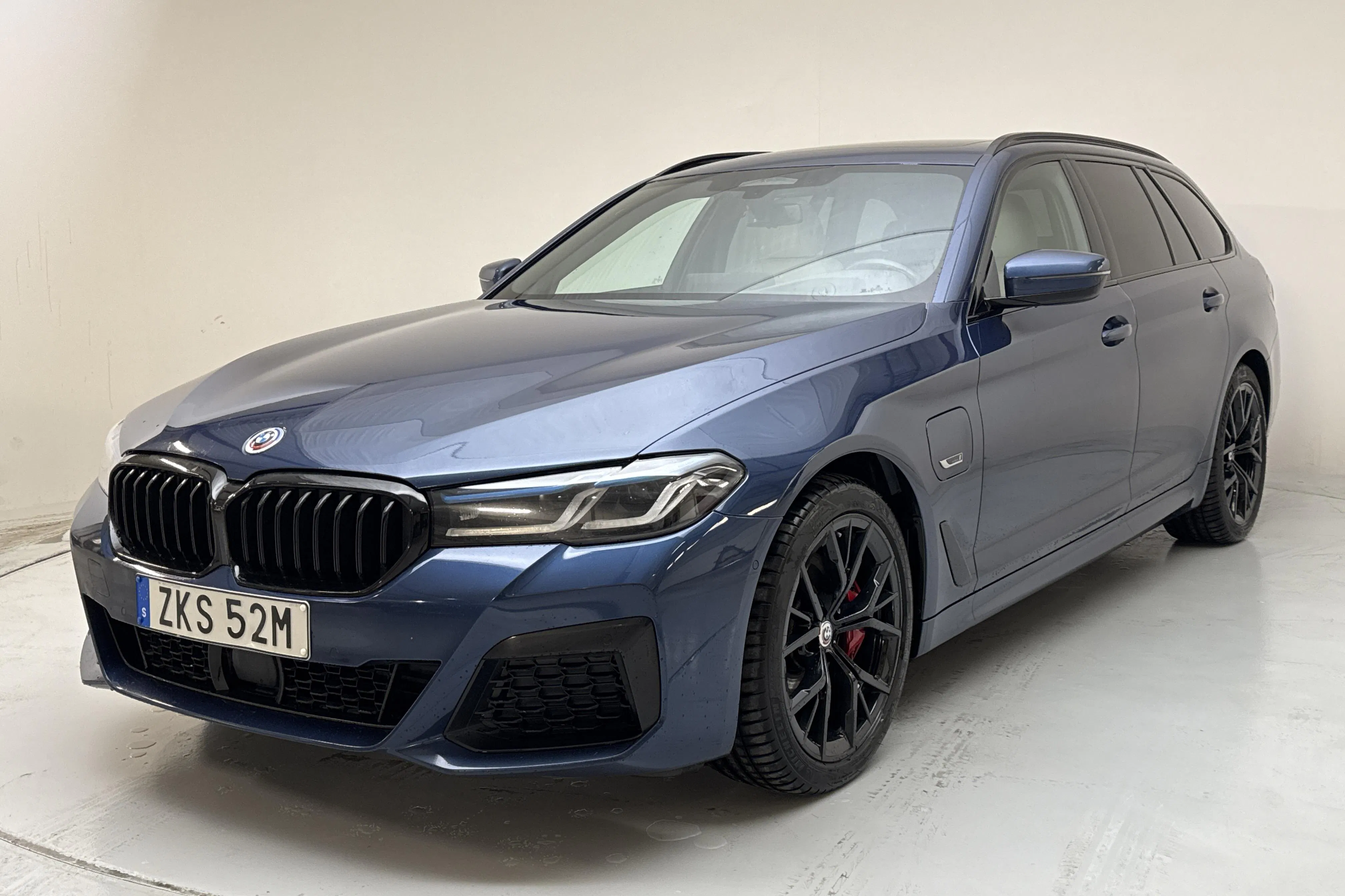 BMW 530e xDrive Touring, G31 12kWh LCI (292hk)