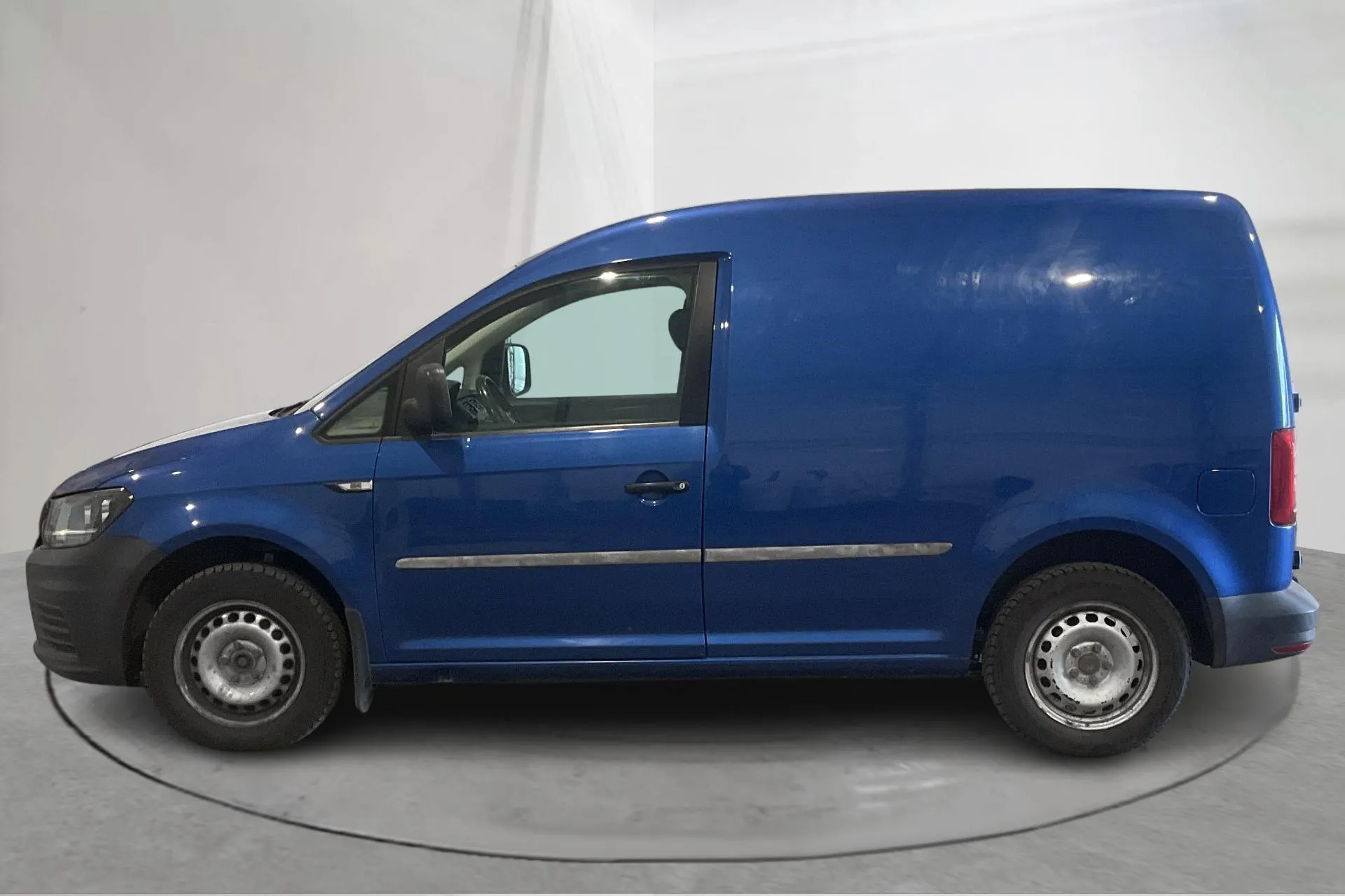 Presentation photo 2 of 12: VW Caddy 2.0 TDI Skåp (75hk) - 88 610 km - Manual - blue - 2018