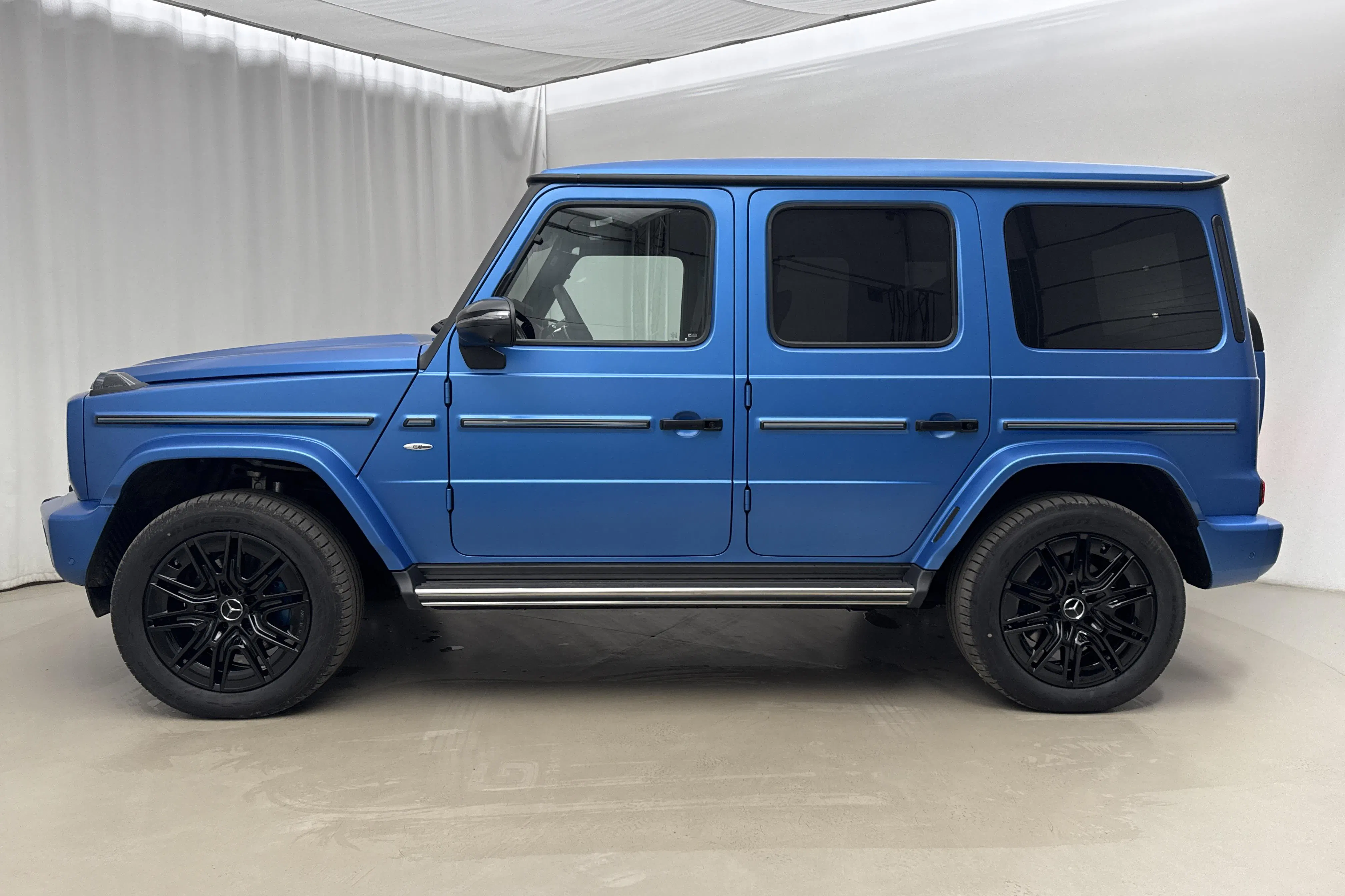 Presentation photo 2 of 29: Mercedes G 580 W465 (587hk) - 750 km - Automatic - blue - 2025