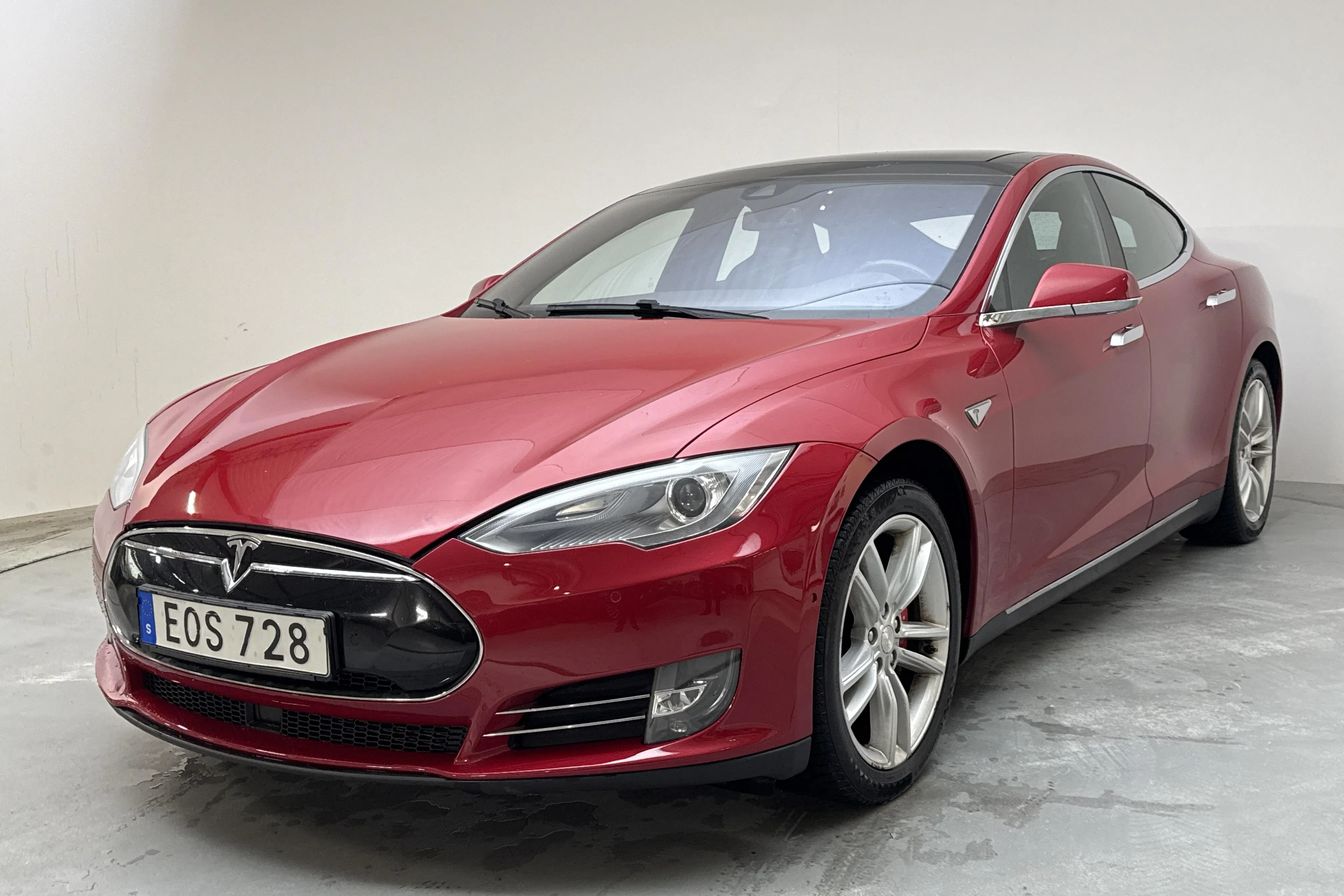 Tesla Model S P85D