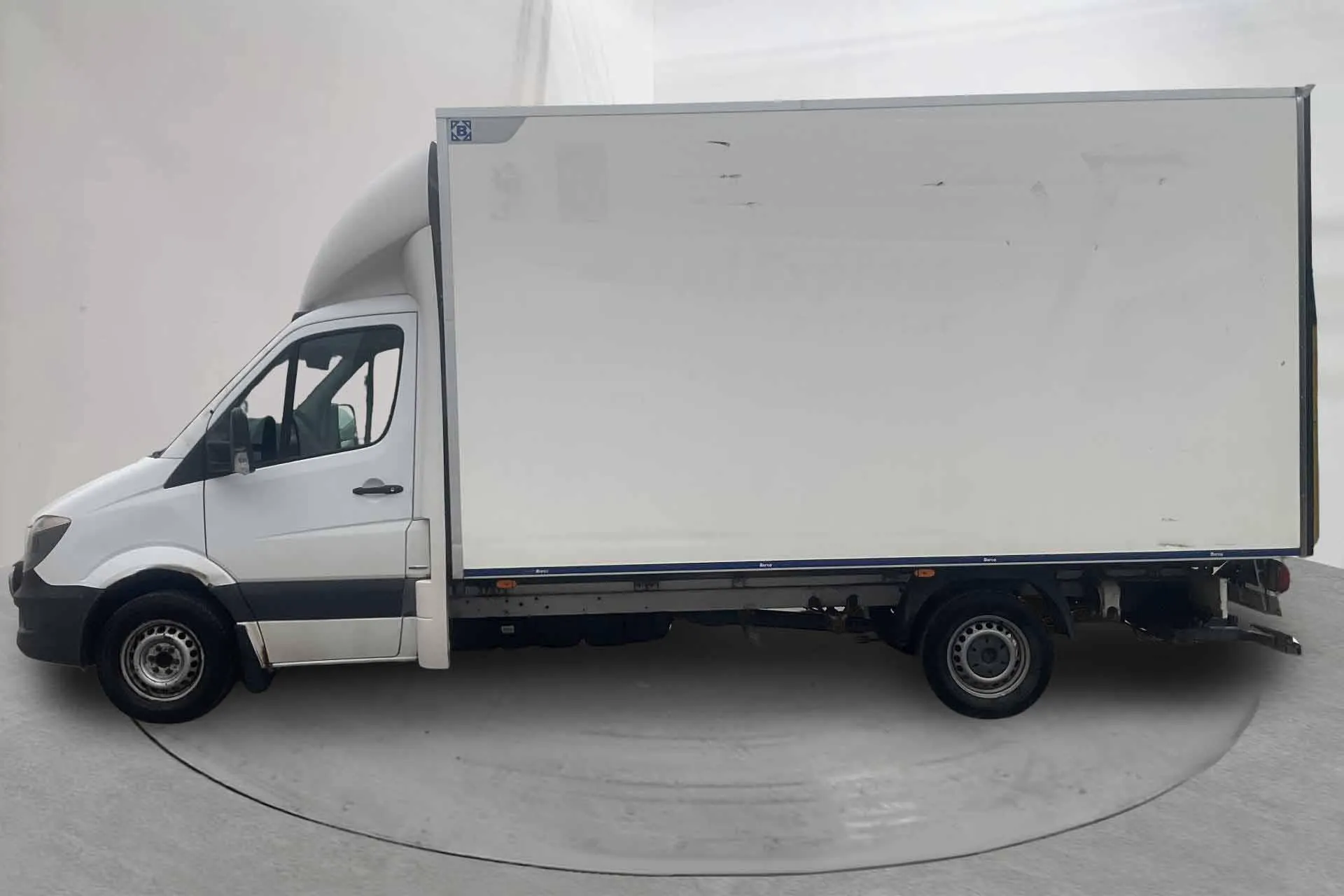 Presentationsfoto 2 av 23: Mercedes Sprinter 319 CDI Volymskåp (190hk) - 35 595 mil - Manuell - vit - 2015