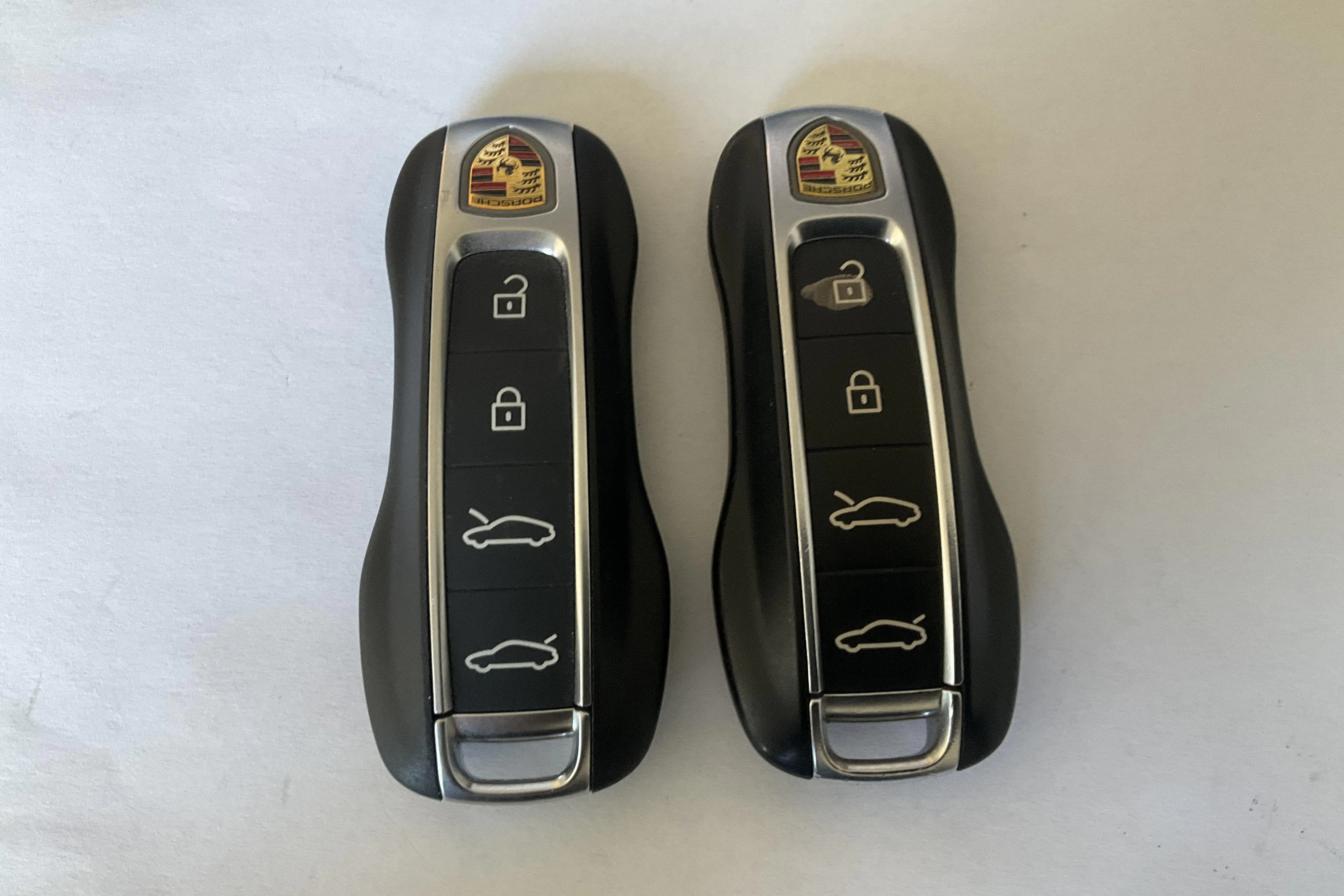 Presentation photo 21 of 21: Porsche Taycan (408hk) - 94 670 km - Automatic - black - 2022
