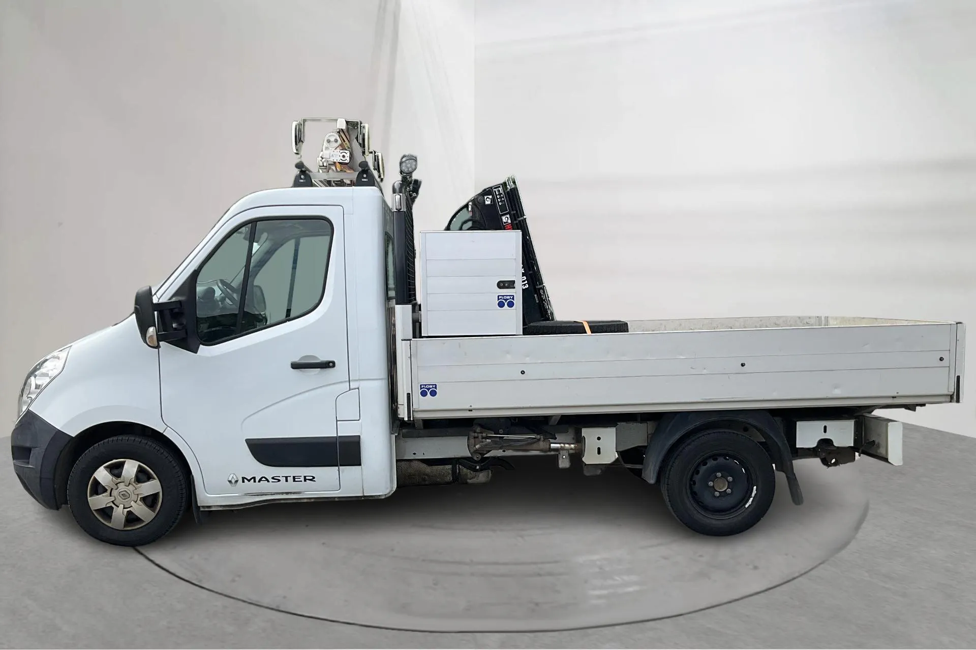 Presentationsfoto 2 av 16: Renault Master 2.3 dCi Pickup/Chassi RWD (125hk) - 9 980 mil - Manuell - vit - 2016