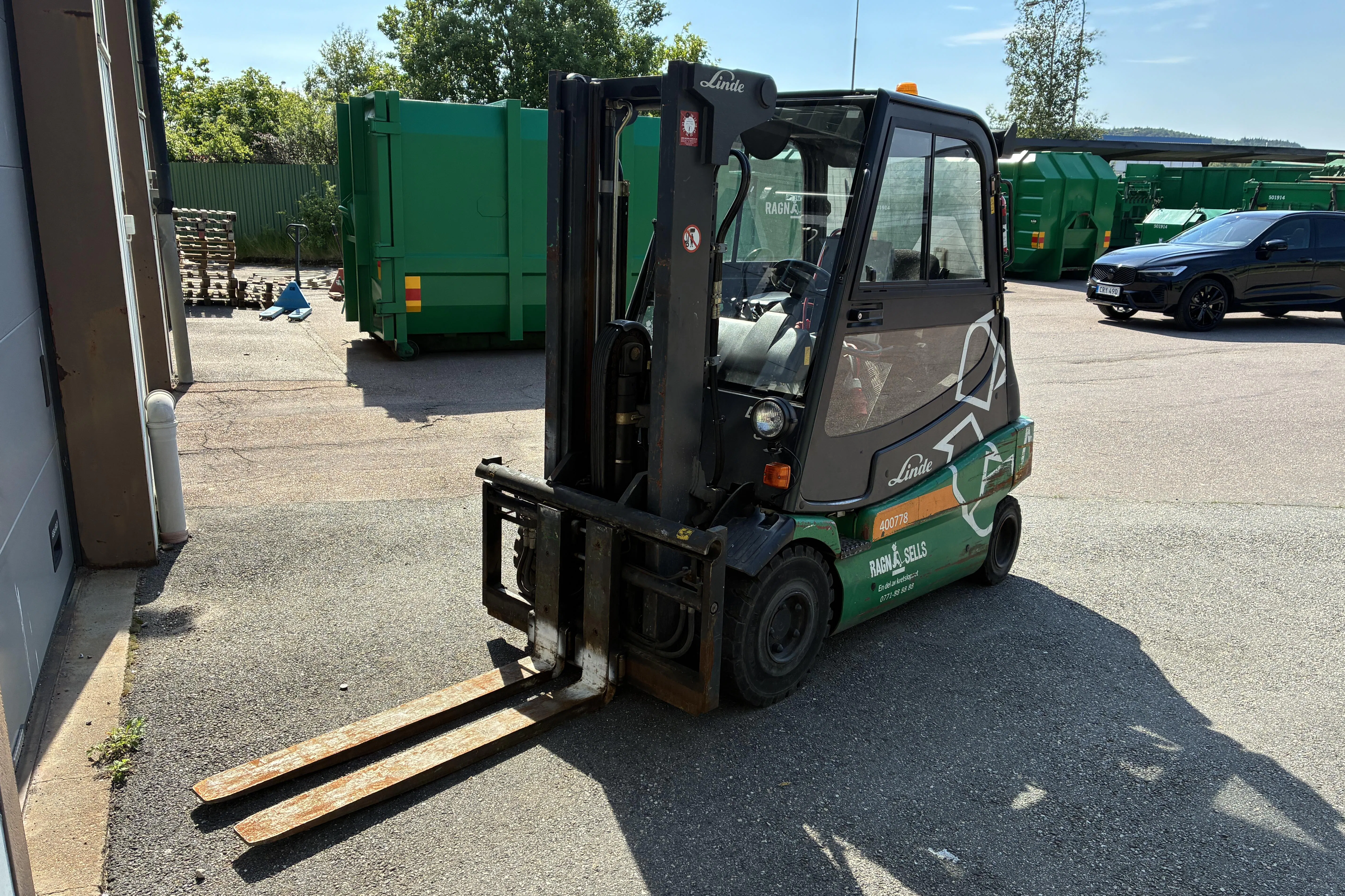 Presentation photo 1 of 26: Linde E30-03 Motviksttruck - 0 km - 2010