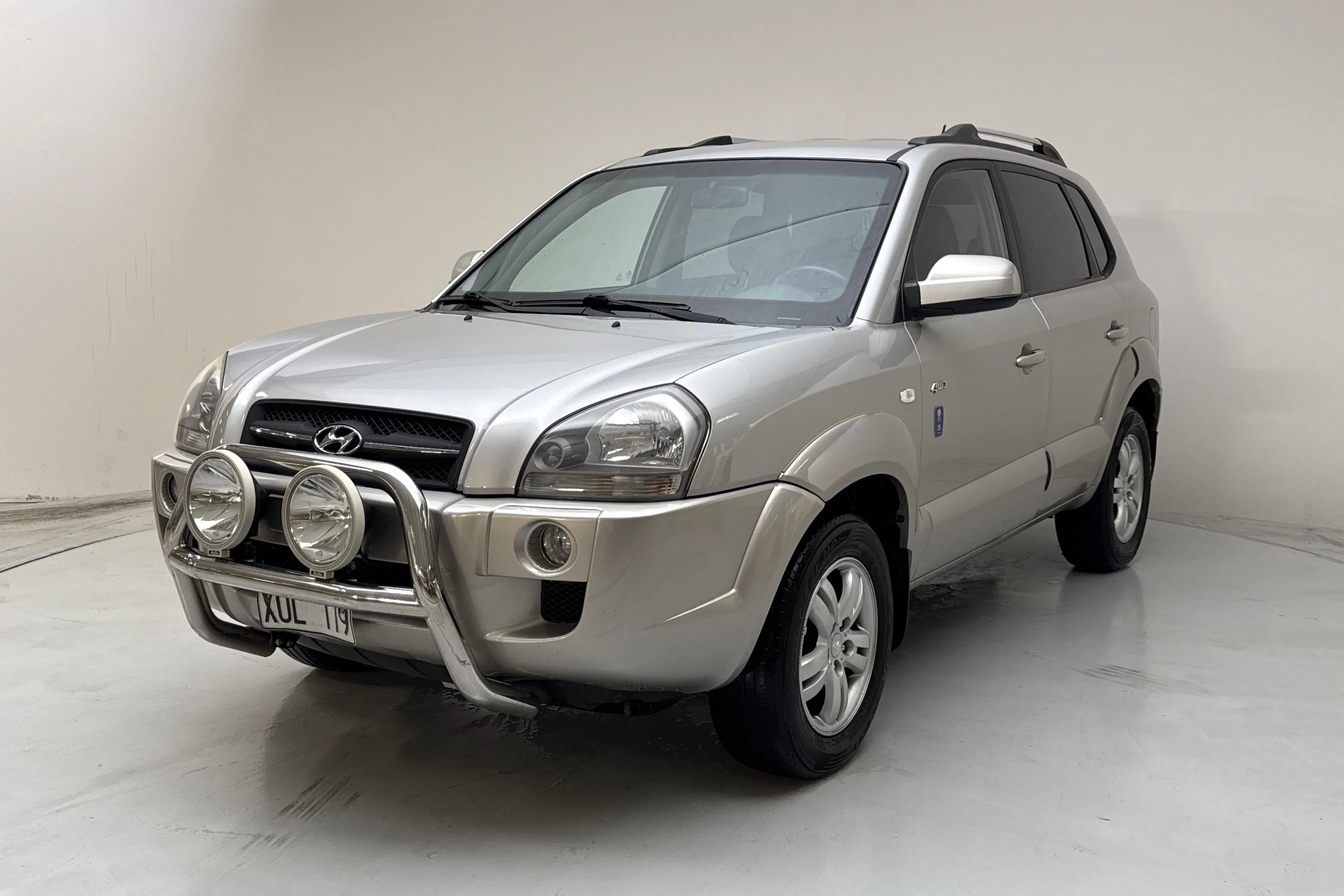 Presentation photo 1 of 13: Hyundai Tucson 2.7 V6 (175hk) - 151 100 km - Automatic - silver - 2006