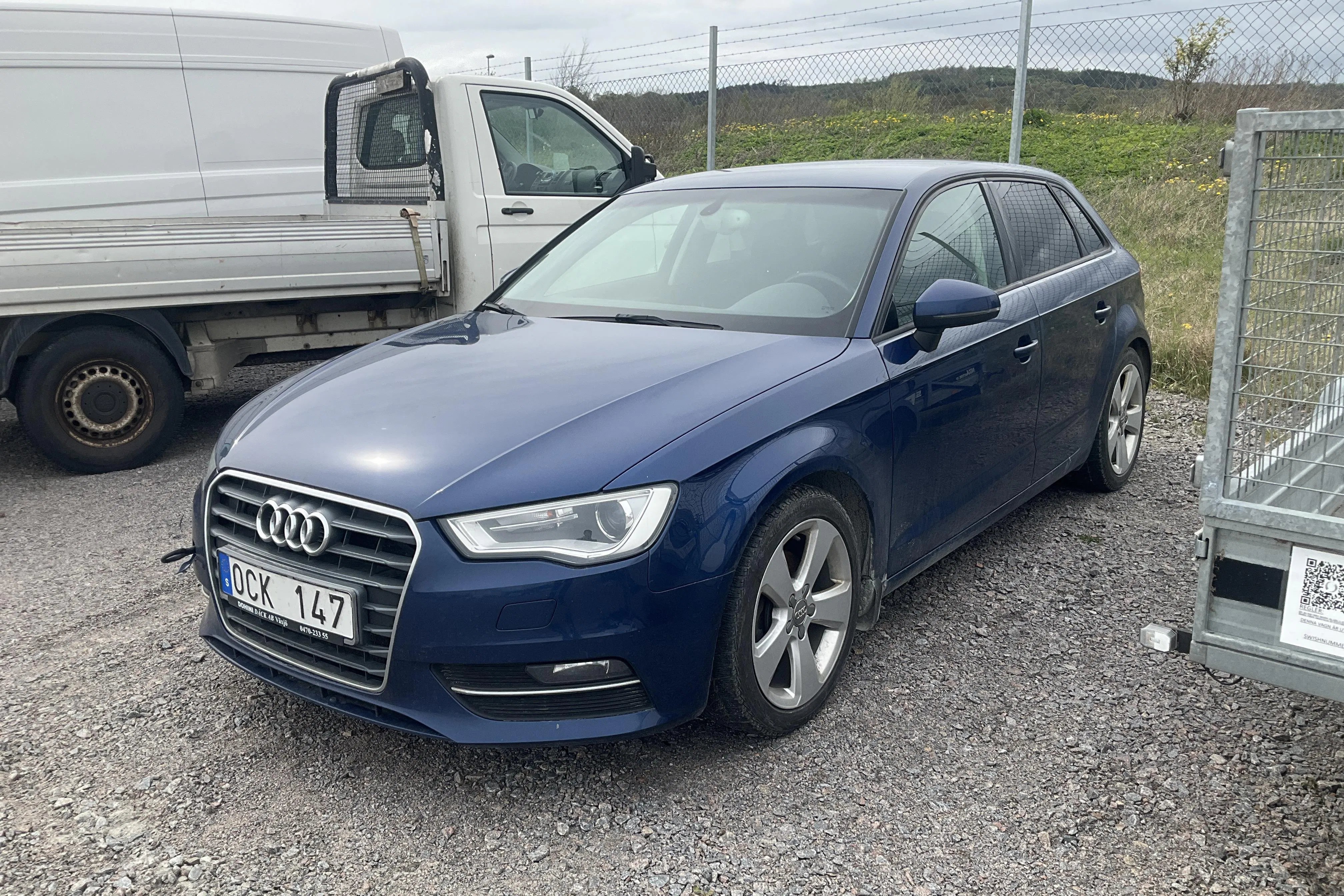Presentation photo 1 of 14: Audi A3 2.0 TDI Sportback (150hk) - 220 420 km - Manual - blue - 2014