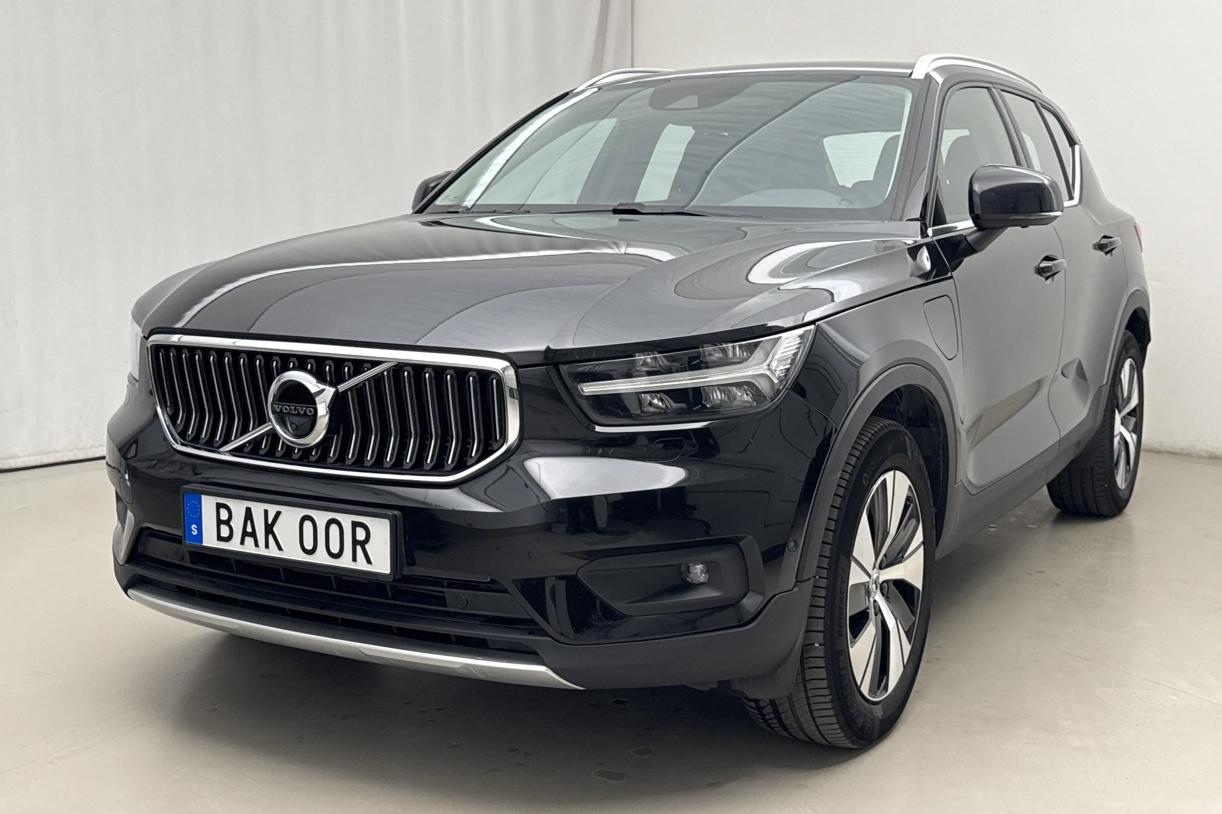 Presentation photo 1 of 24: Volvo XC40 T4 2WD Twin Engine (211hk) - 91 670 km - Automatic - black - 2021