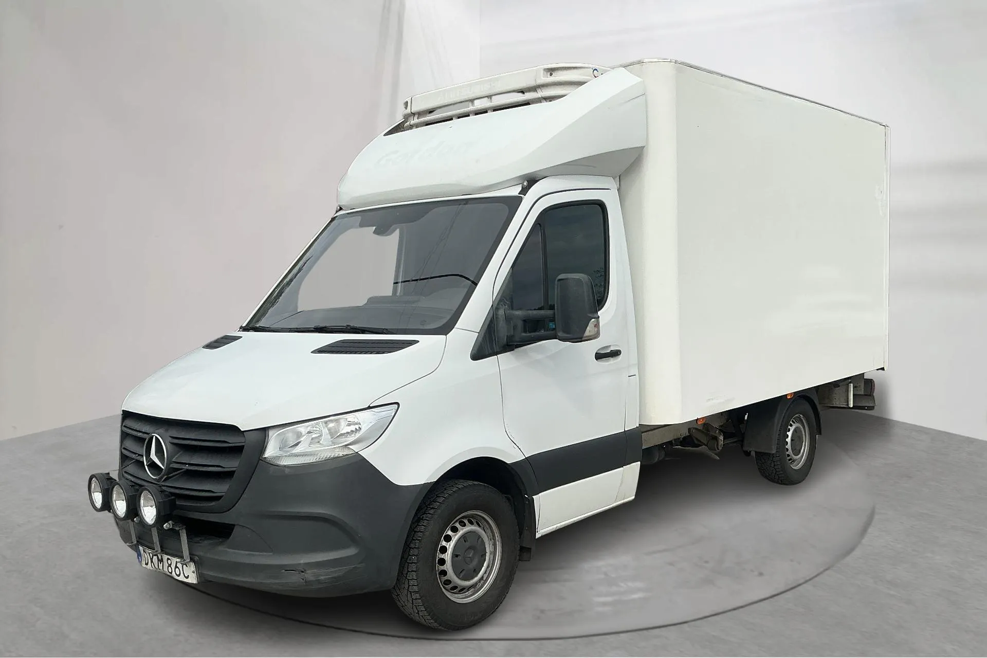 Presentation photo 1 of 12: Mercedes Sprinter 316 CDI Volymskåp RWD (163hk) - 324 880 km - Automatic - white - 2021