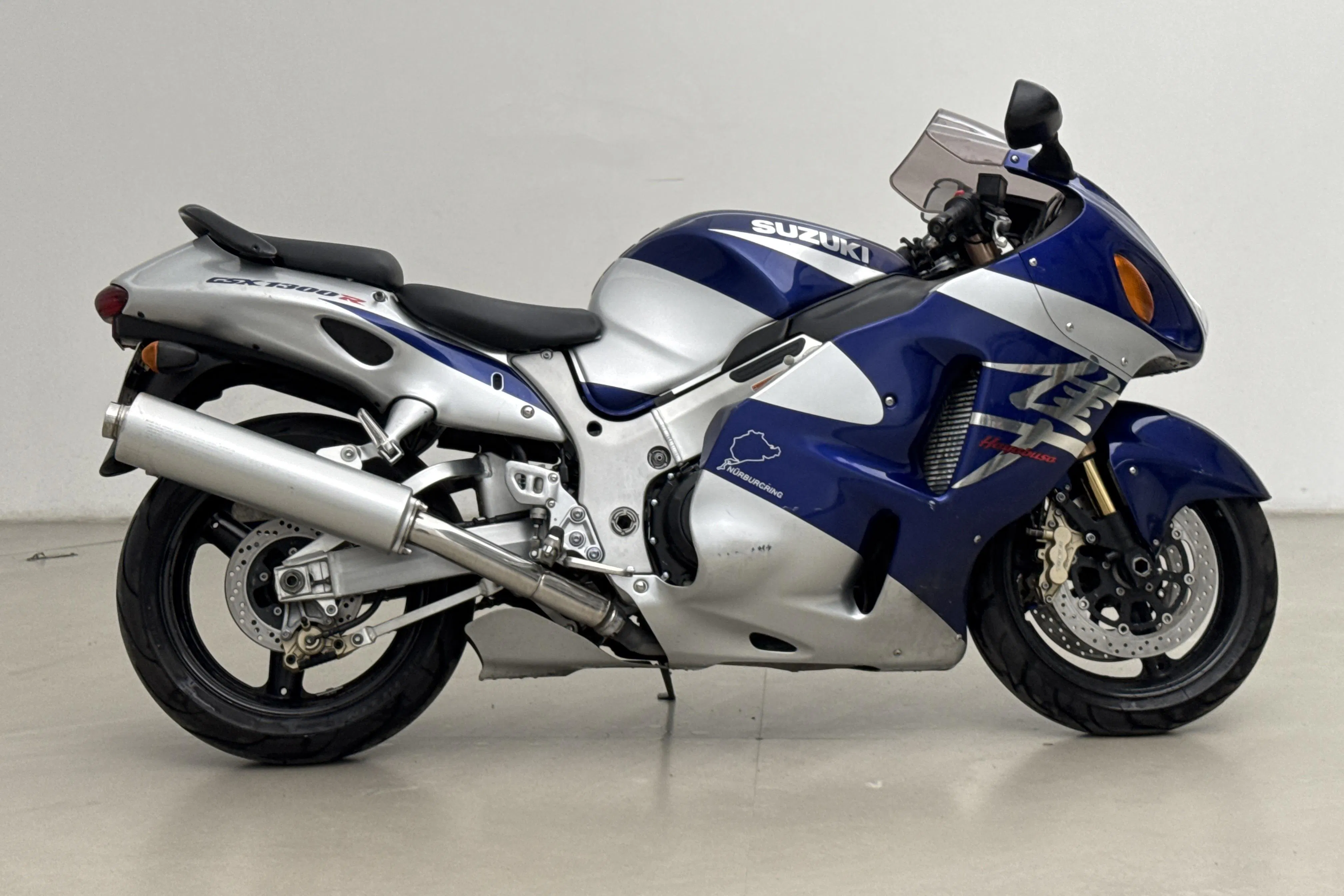 Presentation photo 2 of 15: SUZUKI GSX1300R Hayabusa Motorcykel - 48 490 km - Manual - 2003