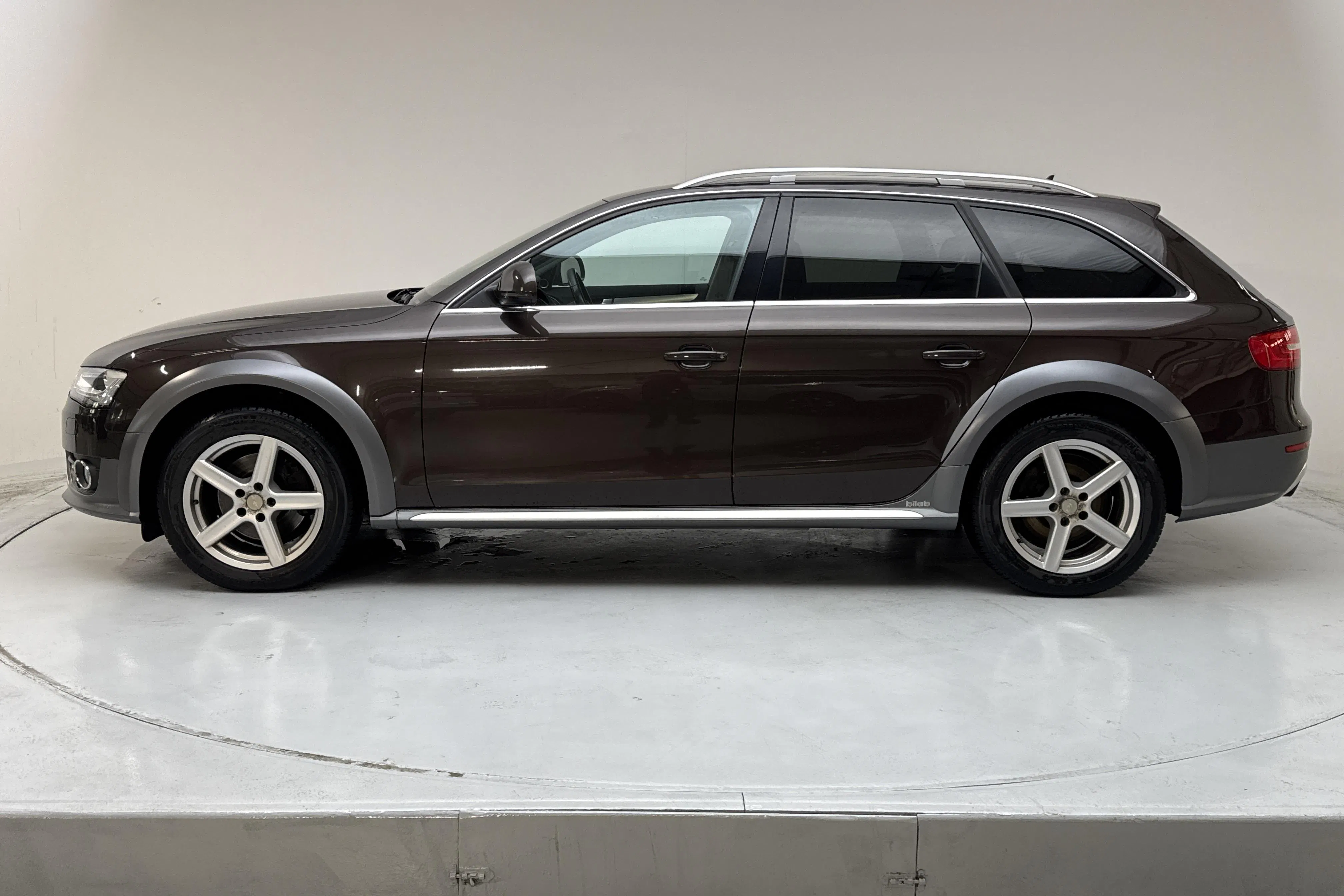 Presentation photo 2 of 14: Audi A4 Allroad 2.0 TDI clean diesel Avant quattro (190hk) - 132 050 km - Automatic - brown - 2015