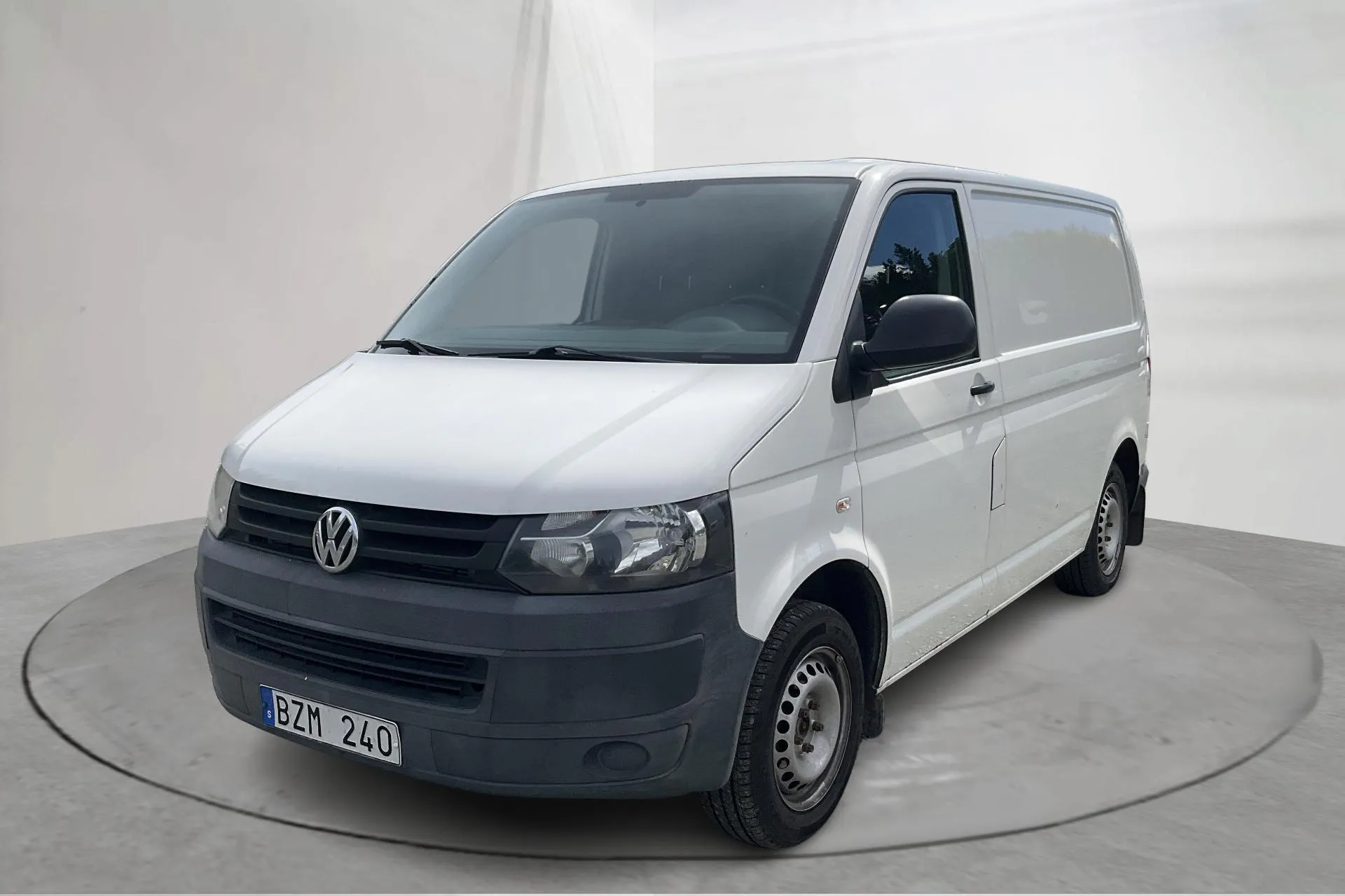 Presentation photo 1 of 13: VW Transporter T5 2.0 TDI (102hk) - 214 960 km - Manual - white - 2011