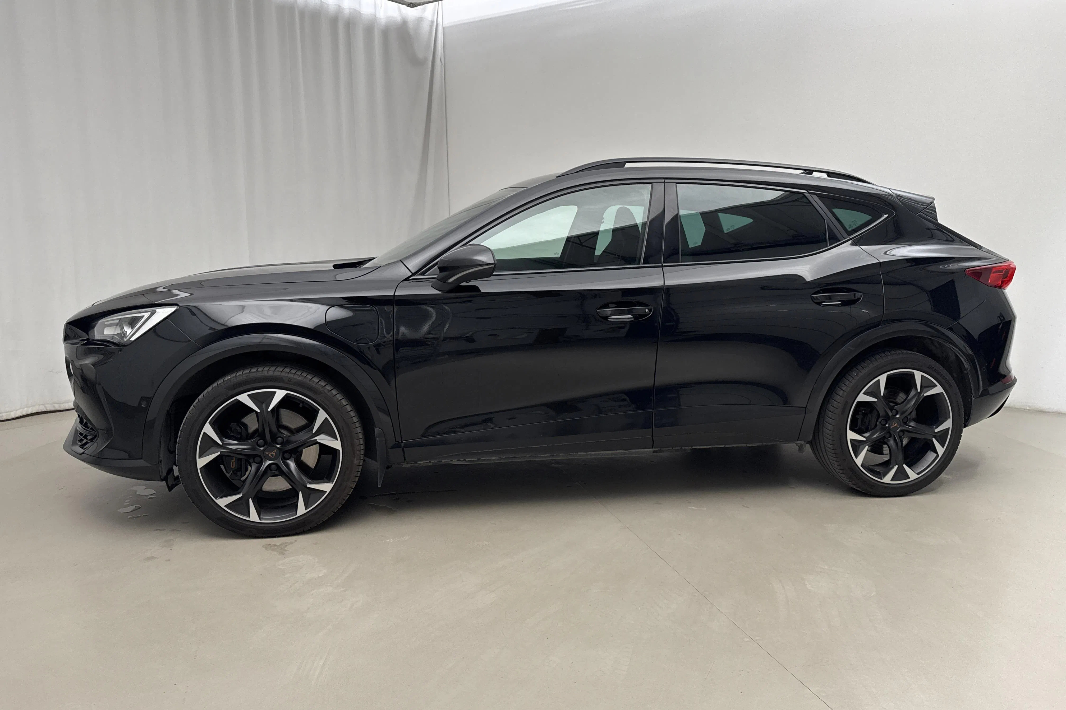 Presentationsfoto 2 av 20: Cupra Formentor VZ 1.4 e-HYBRID (245hk) - 15 449 mil - Automat - svart - 2022