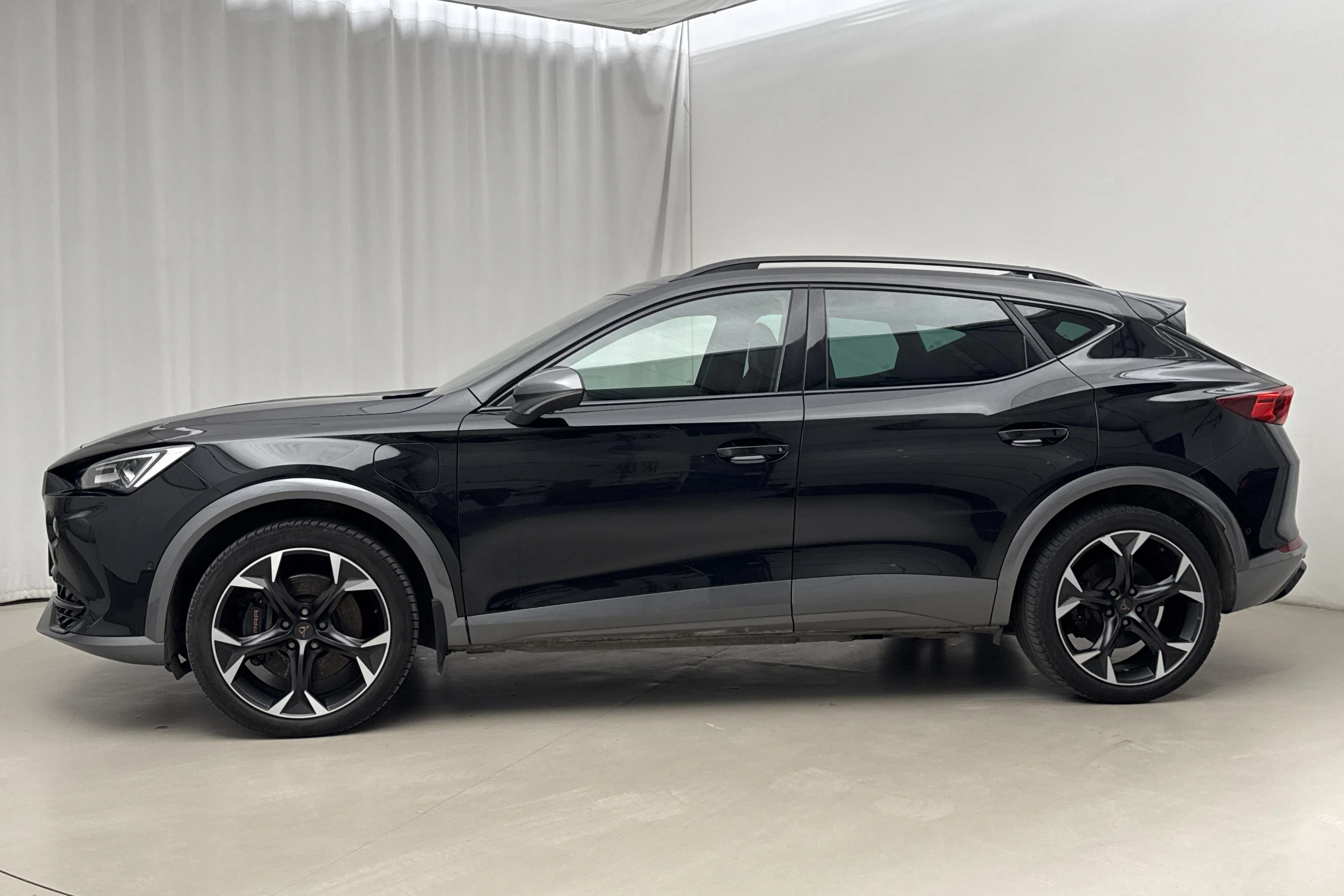 Presentationsfoto 2 av 20: Cupra Formentor VZ 1.4 e-HYBRID (245hk) - 7 344 mil - Automat - svart - 2022