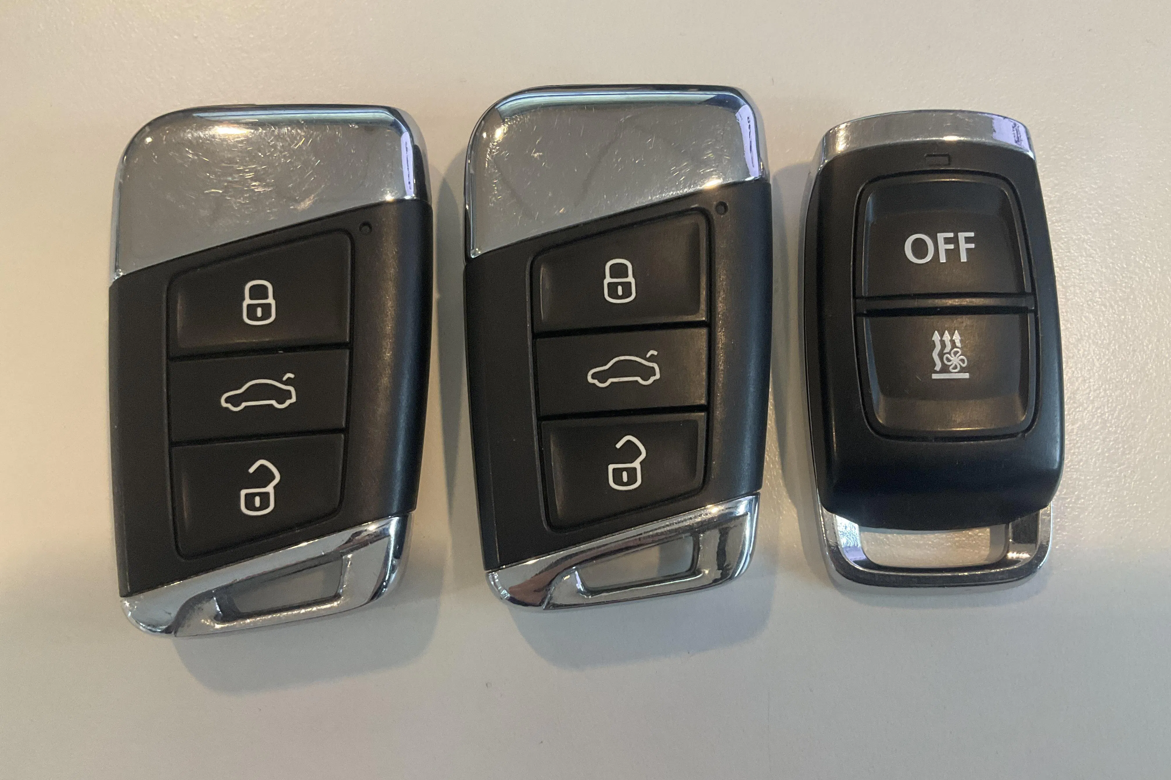 Presentationsfoto 18 av 18: VW Passat 2.0 TDI Sportscombi 4Motion (200hk) - 12 849 mil - Automat - röd - 2022
