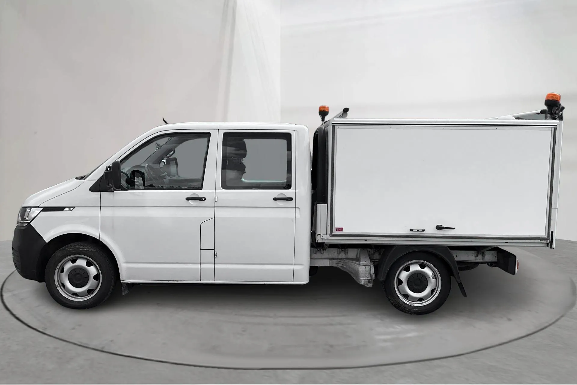 Presentationsfoto 2 av 15: VW Transporter T6 2.0 TDI BMT 4MOTION (150hk) - 17 324 mil - Manuell - vit - 2020