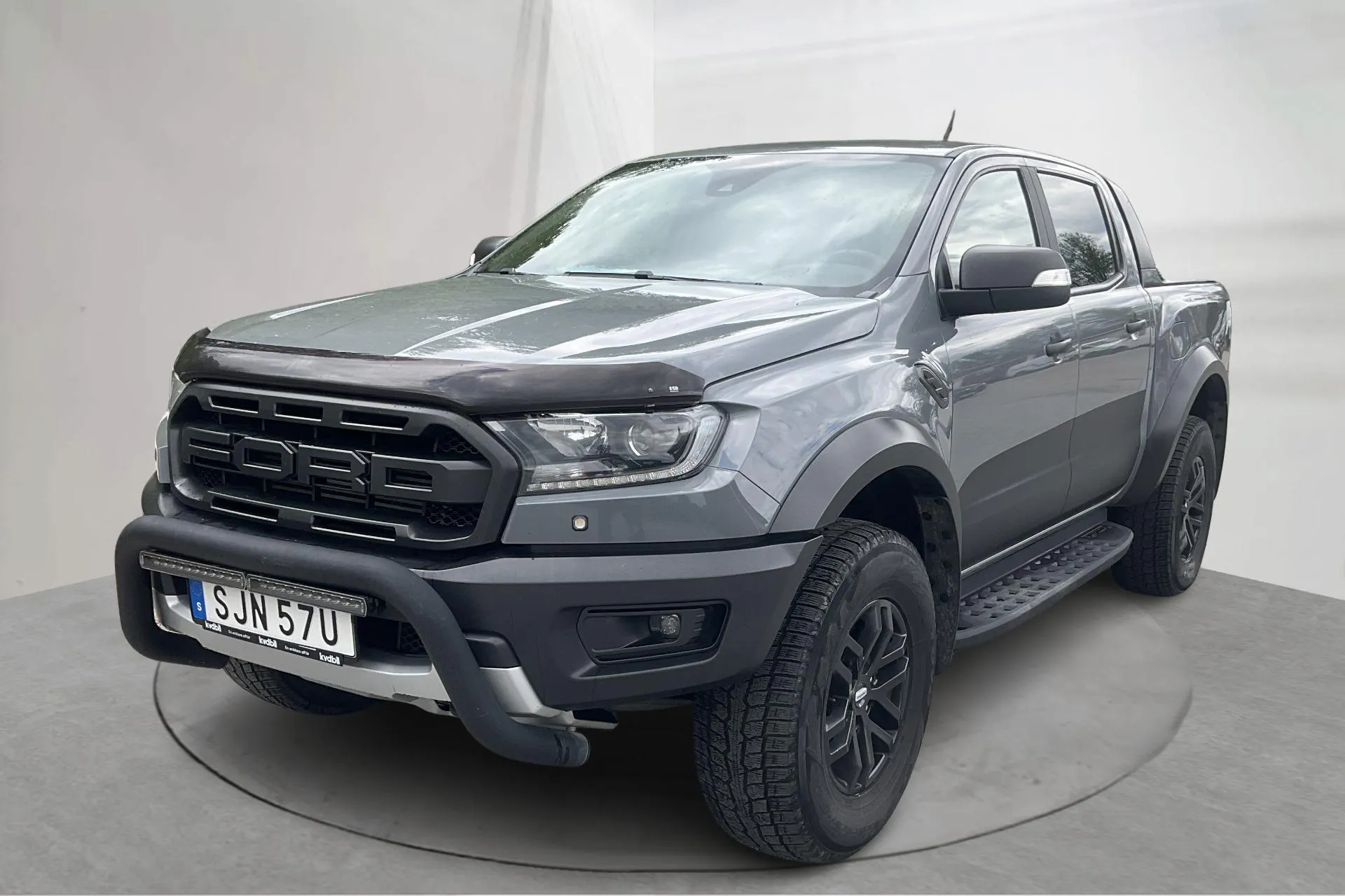 Presentationsfoto 1 av 13: Ford Ranger 2.0 TDCi 4WD (213hk) - 16 603 mil - Automat - grå - 2020