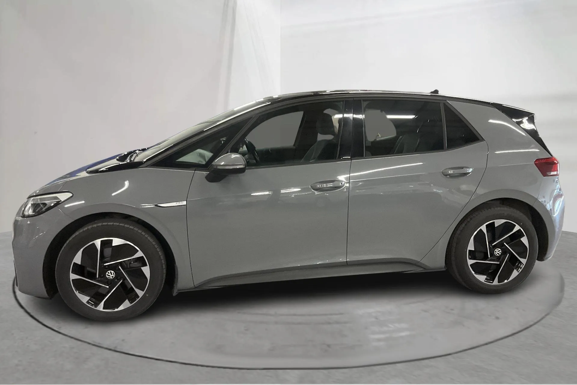 Presentation photo 2 of 18: VW ID.3 58kWh (204hk) - 82 180 km - Automatic - gray - 2021