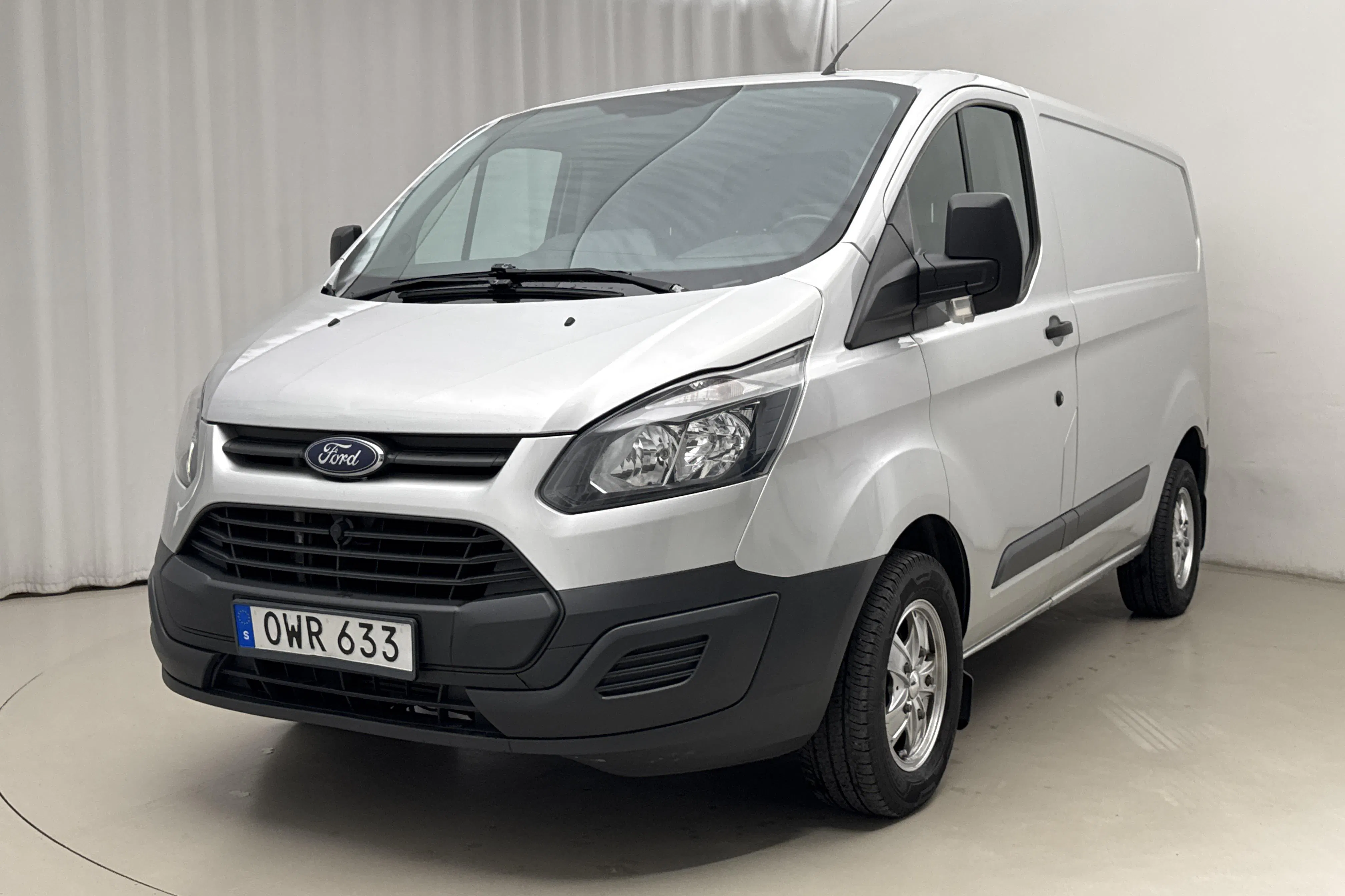 Presentation photo 1 of 17: Ford Transit Custom 270 (100hk) - 164 270 km - Manual - gray - 2015