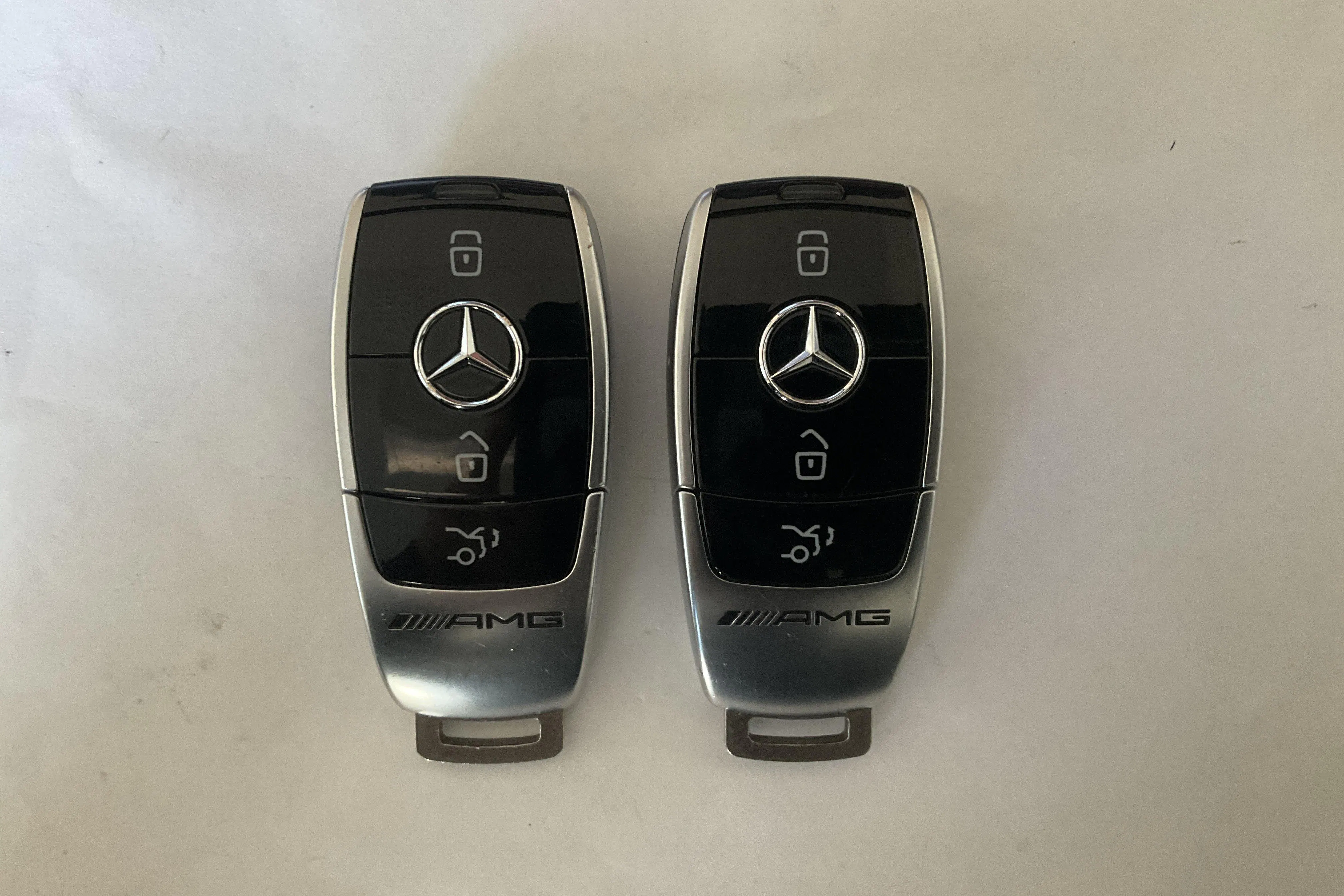 Presentation photo 21 of 21: Mercedes AMG GT 63 S 4MATIC 4dr Coupé C192 (639hk) - 46 820 km - Automatic - silver - 2020