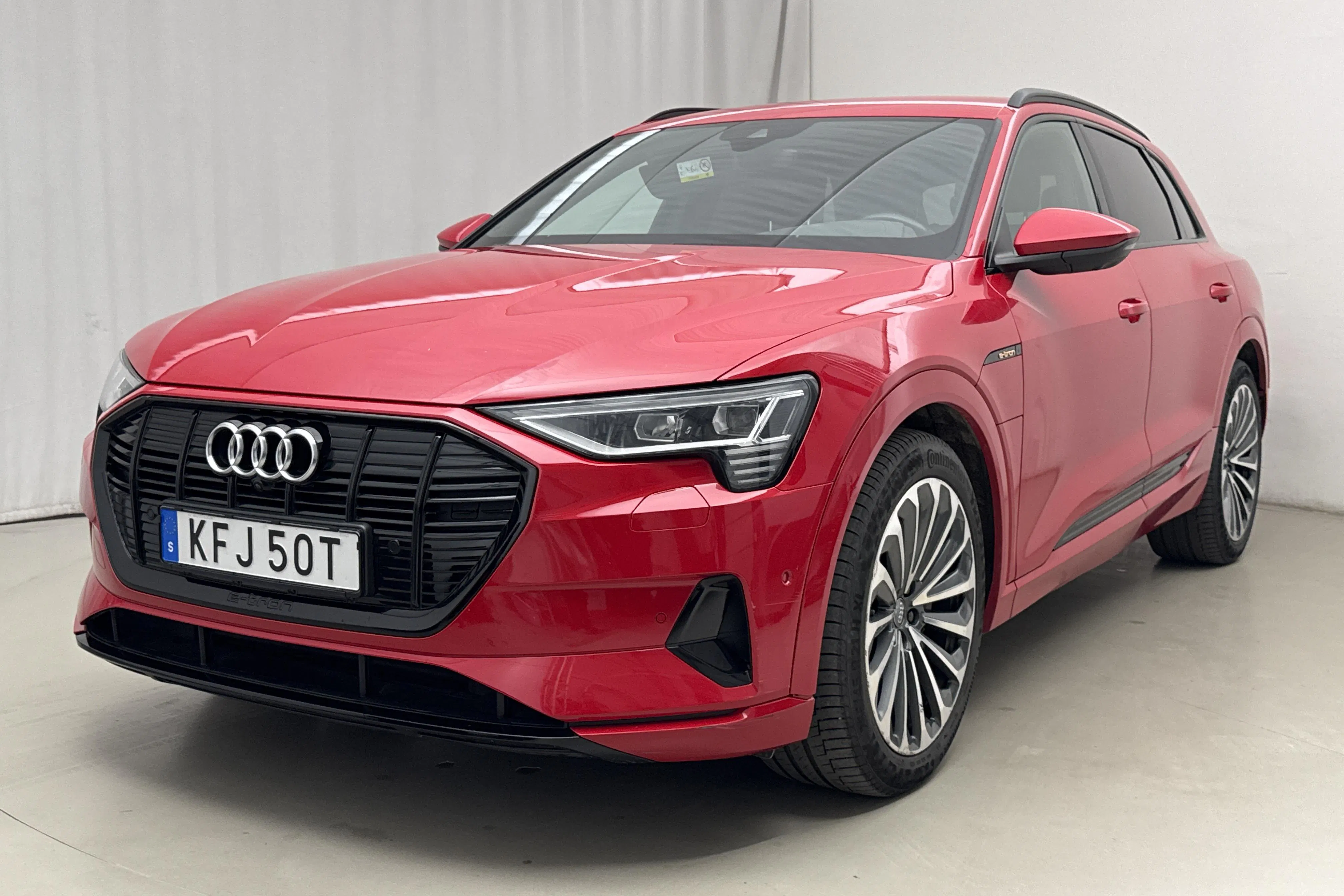 Audi e-tron 55 quattro 95kWh (360hk)