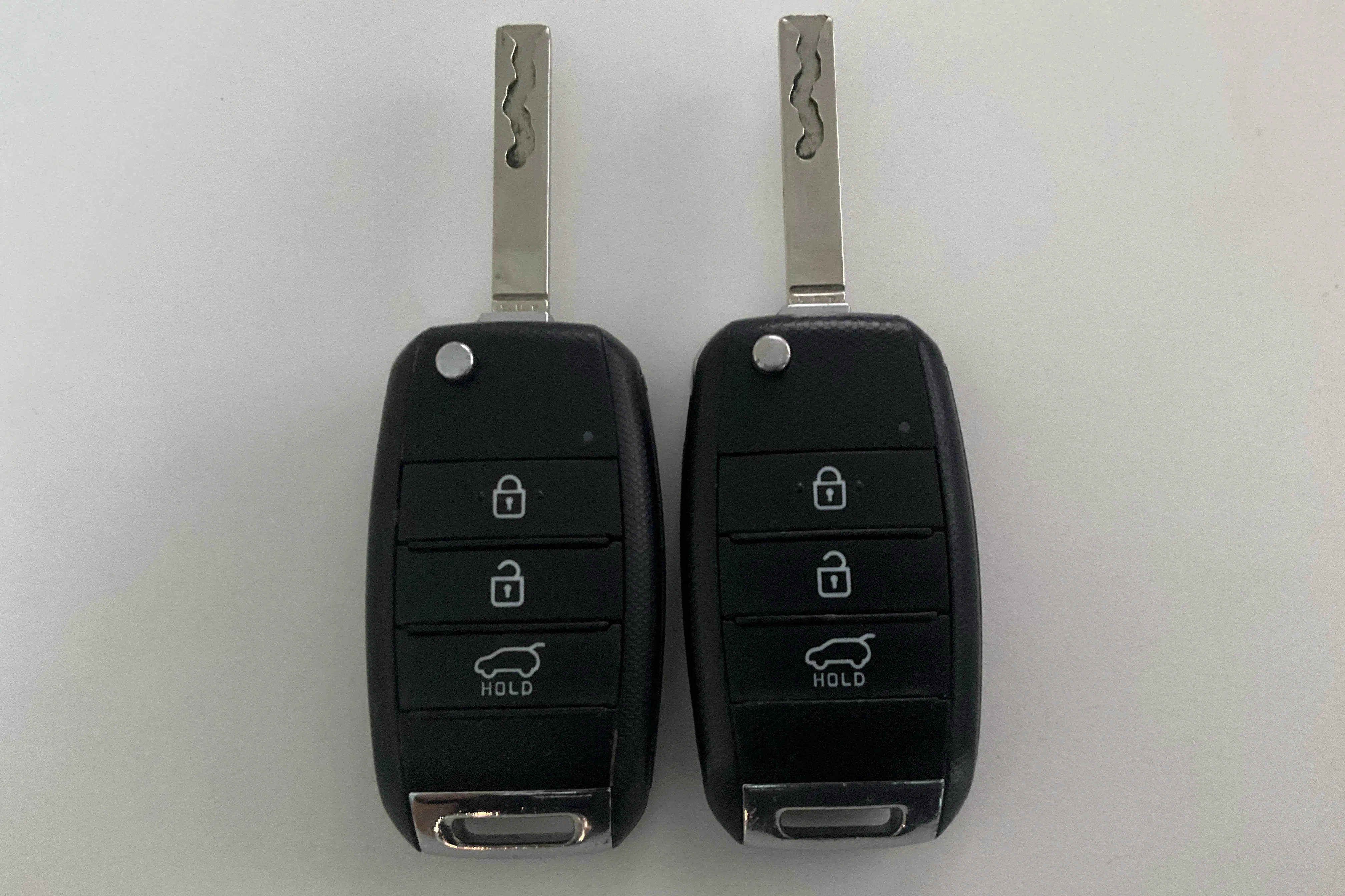 Presentation photo 16 of 16: KIA Rio 1.0 T-GDi (120hk) - 93 200 km - Automatic - gray - 2019