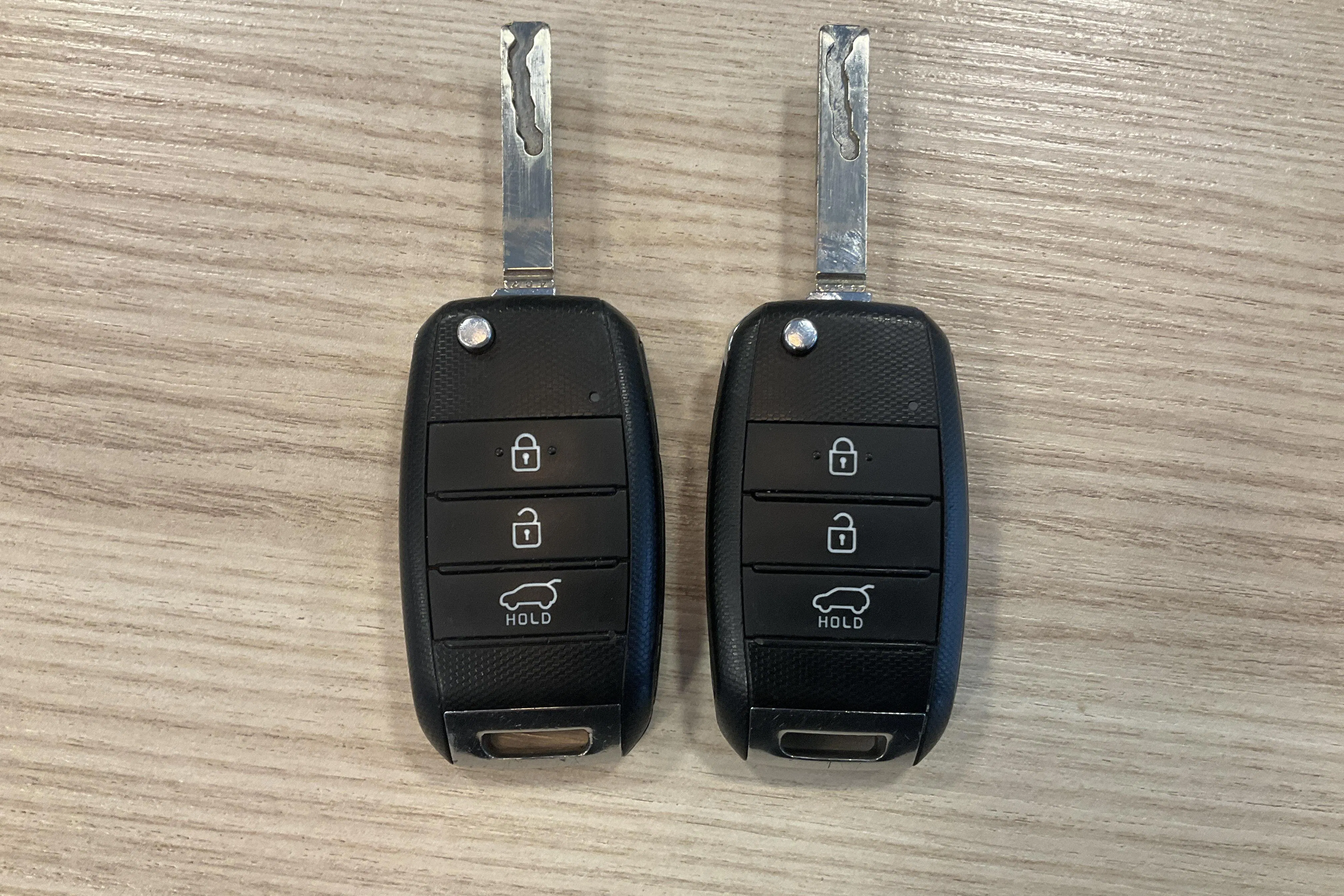Presentationsfoto 14 av 14: KIA Niro Hybrid 1.6 (141hk) - 19 477 mil - Automat - grå - 2017