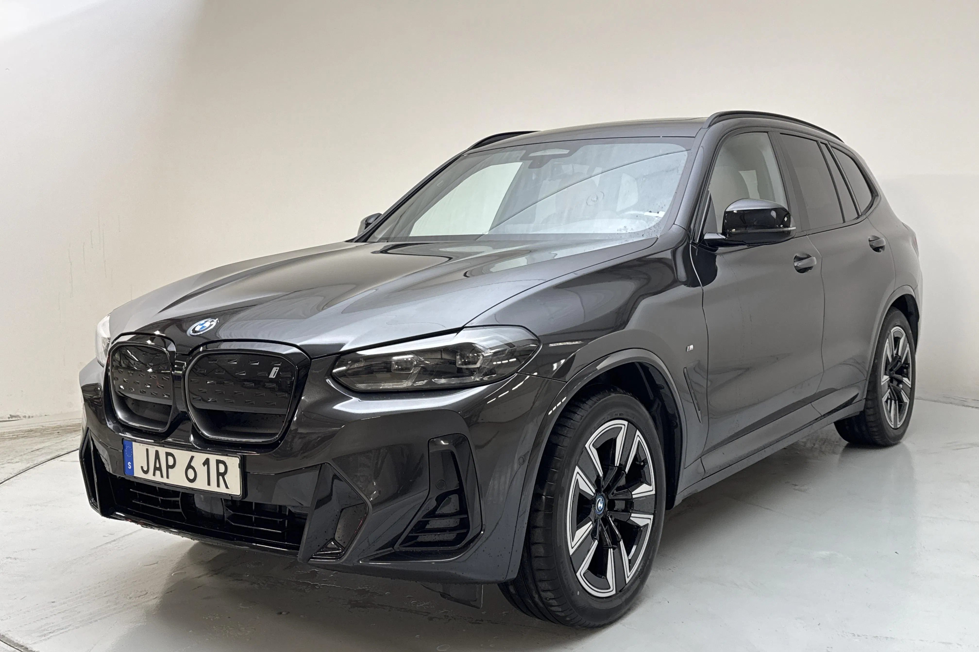 BMW iX3 LCI, G08 (286hk)
