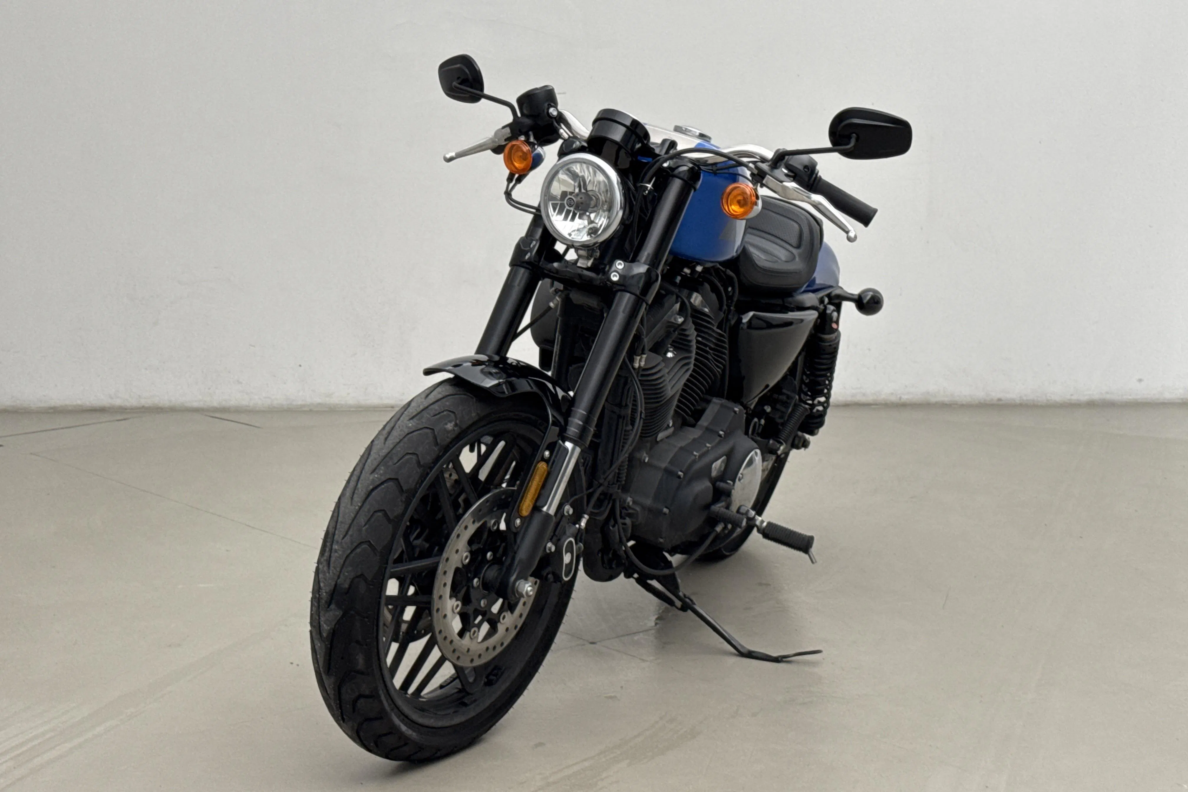 Presentation photo 1 of 14: HARLEY-DAVIDSON Roadster Motorcykel - 6 300 km - Manual - 2017