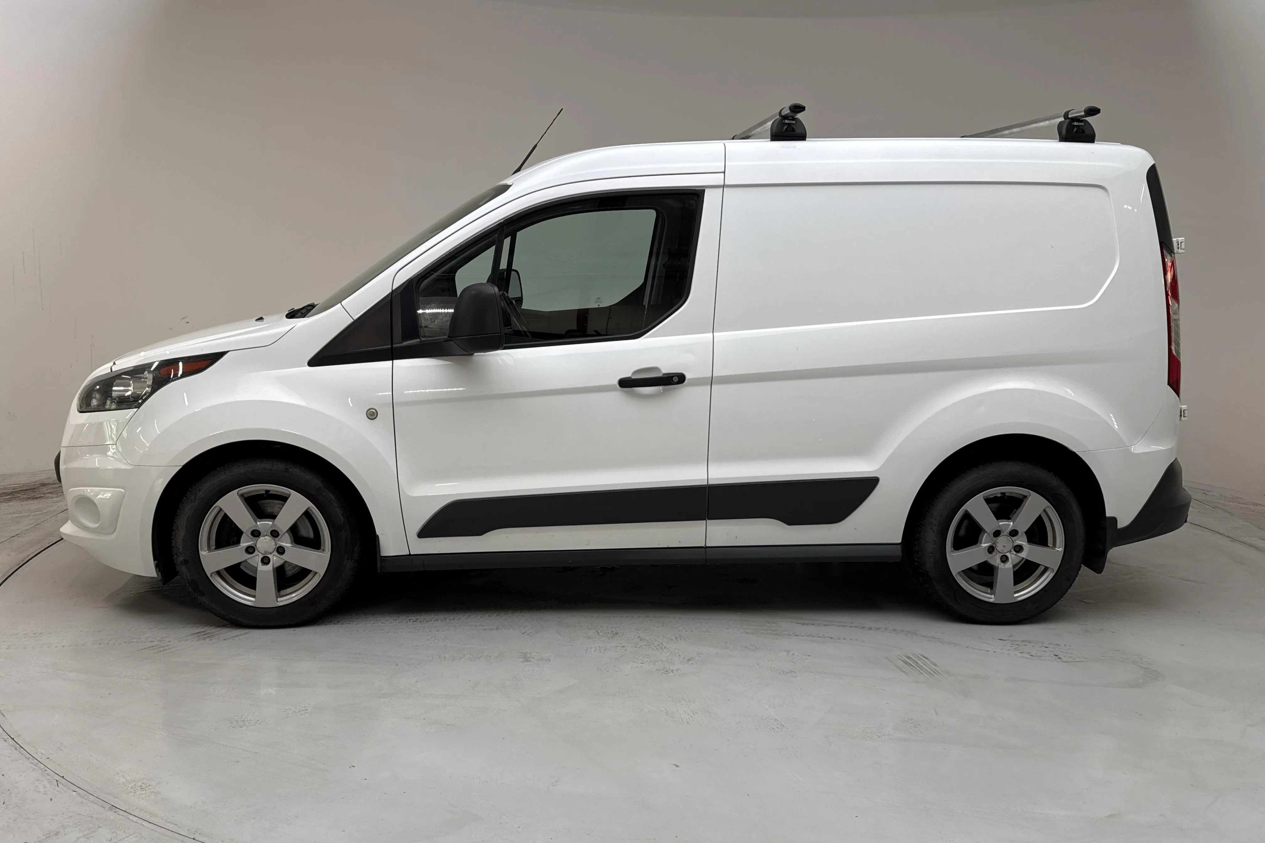 Presentation photo 2 of 11: Ford Transit Connect 1.5 TDCi (100hk) - 134 520 km - Manual - white - 2018