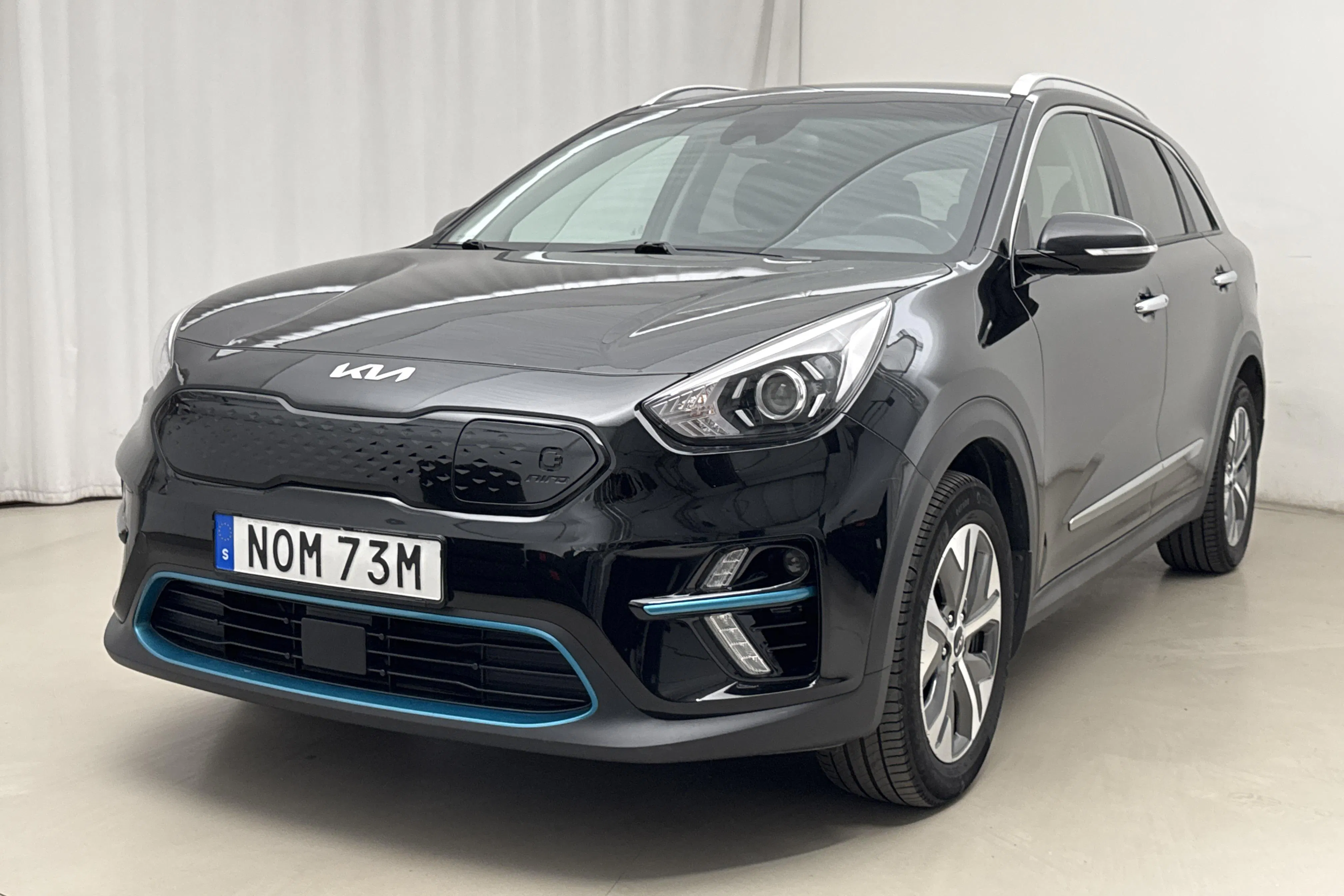 Presentation photo 1 of 20: KIA e-Niro 64kWh (204hk) - 153 390 km - Automatic - black - 2022