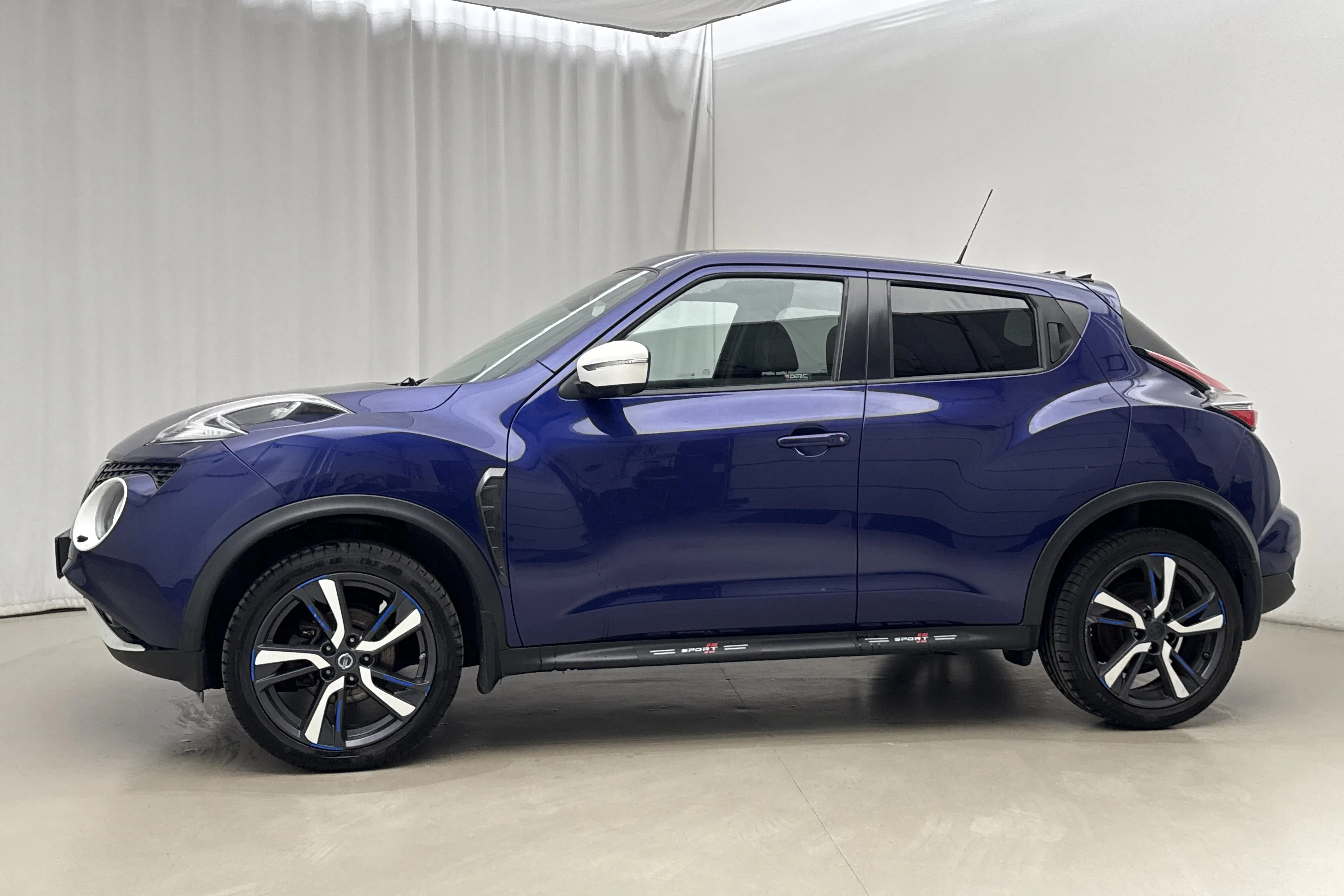 Presentation photo 2 of 15: Nissan Juke 1.6 (117hk) - 114 290 km - Automatic - blue - 2015