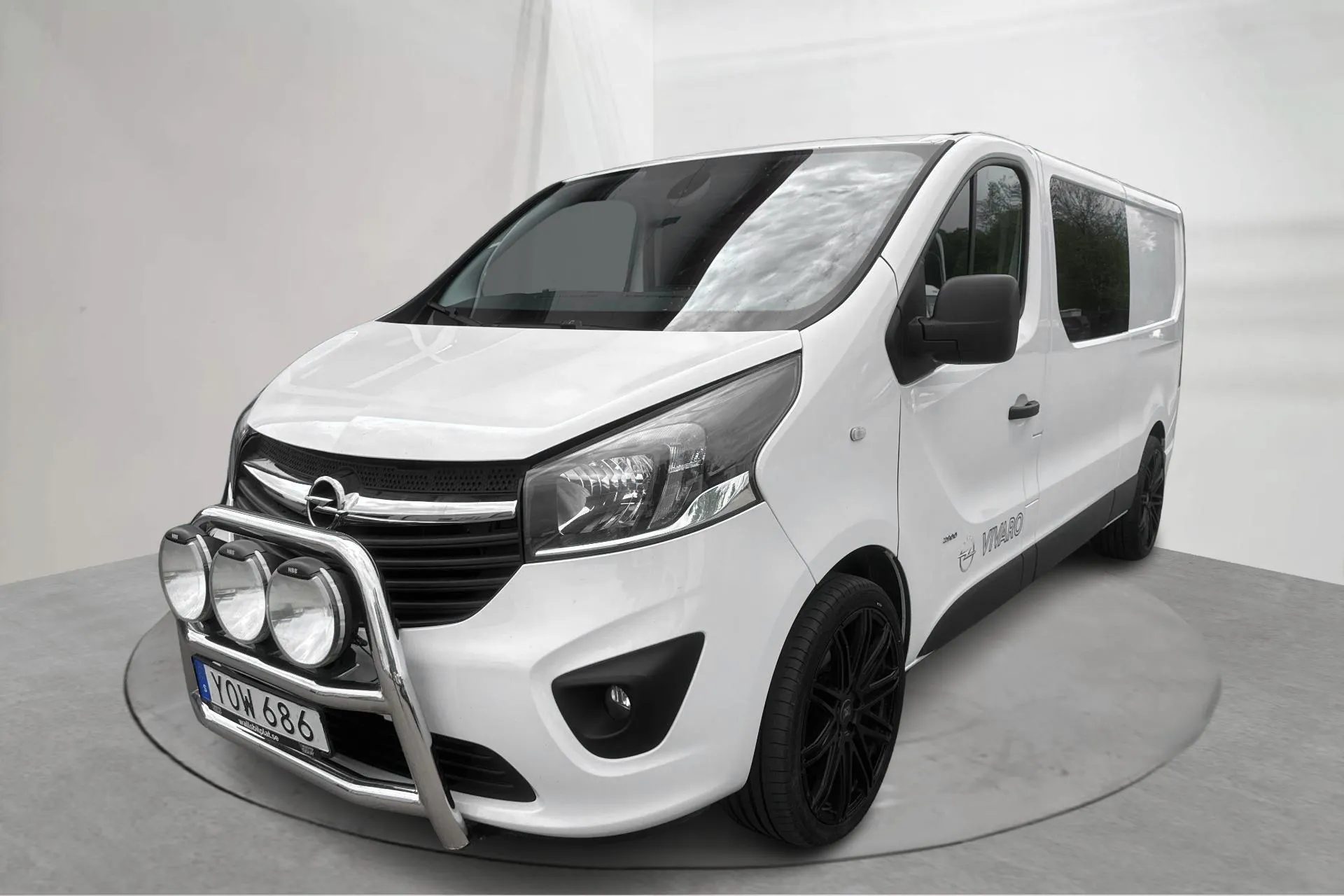 Presentationsfoto 1 av 17: Opel Vivaro 1.6 BITURBO (125hk) - 12 368 mil - Manuell - vit - 2017
