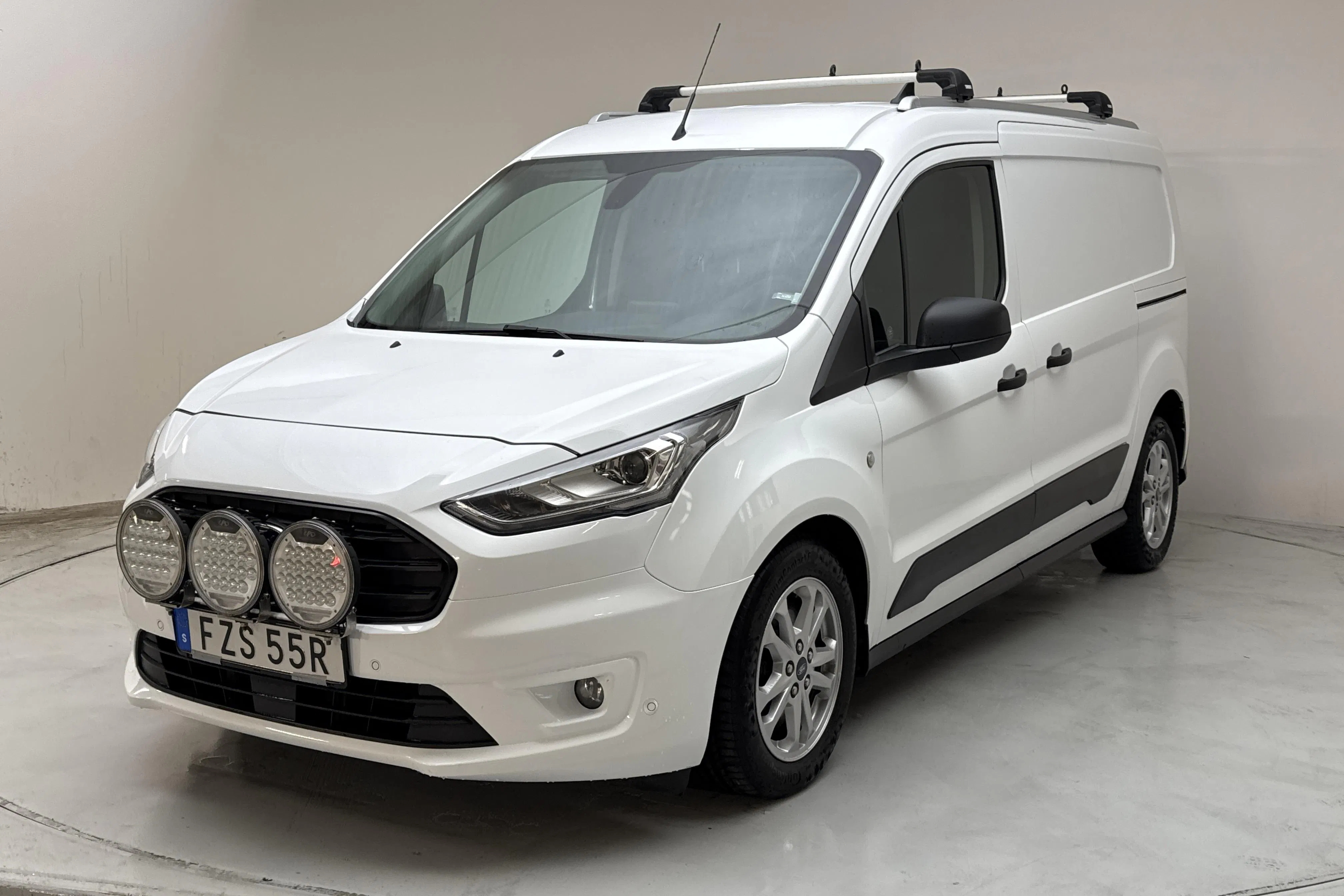 Presentation photo 1 of 14: Ford Transit Connect 1.5 TDCi (120hk) - 180 500 km - Automatic - white - 2023