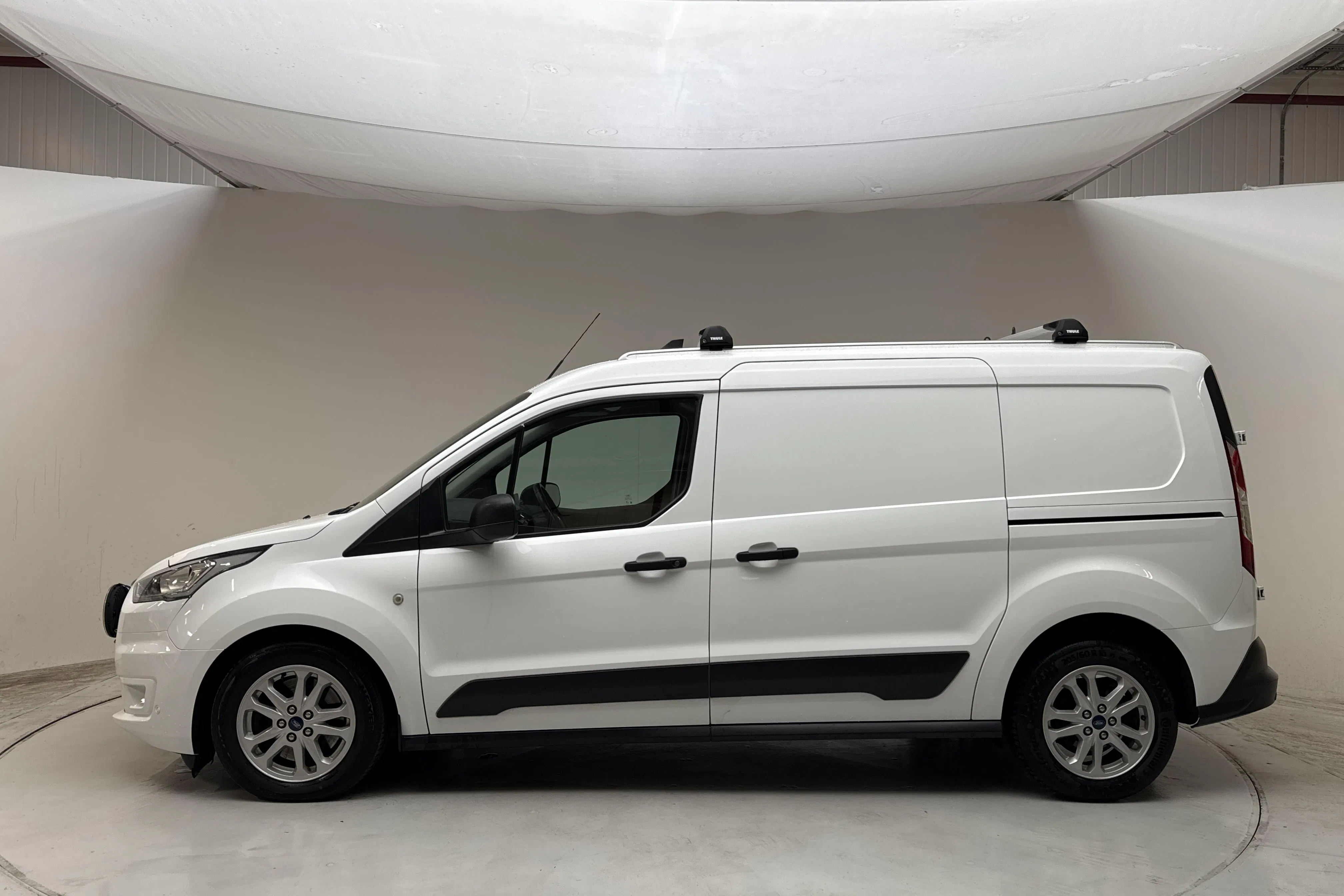 Presentation photo 2 of 14: Ford Transit Connect 1.5 TDCi (120hk) - 108 160 km - Automatic - white - 2023