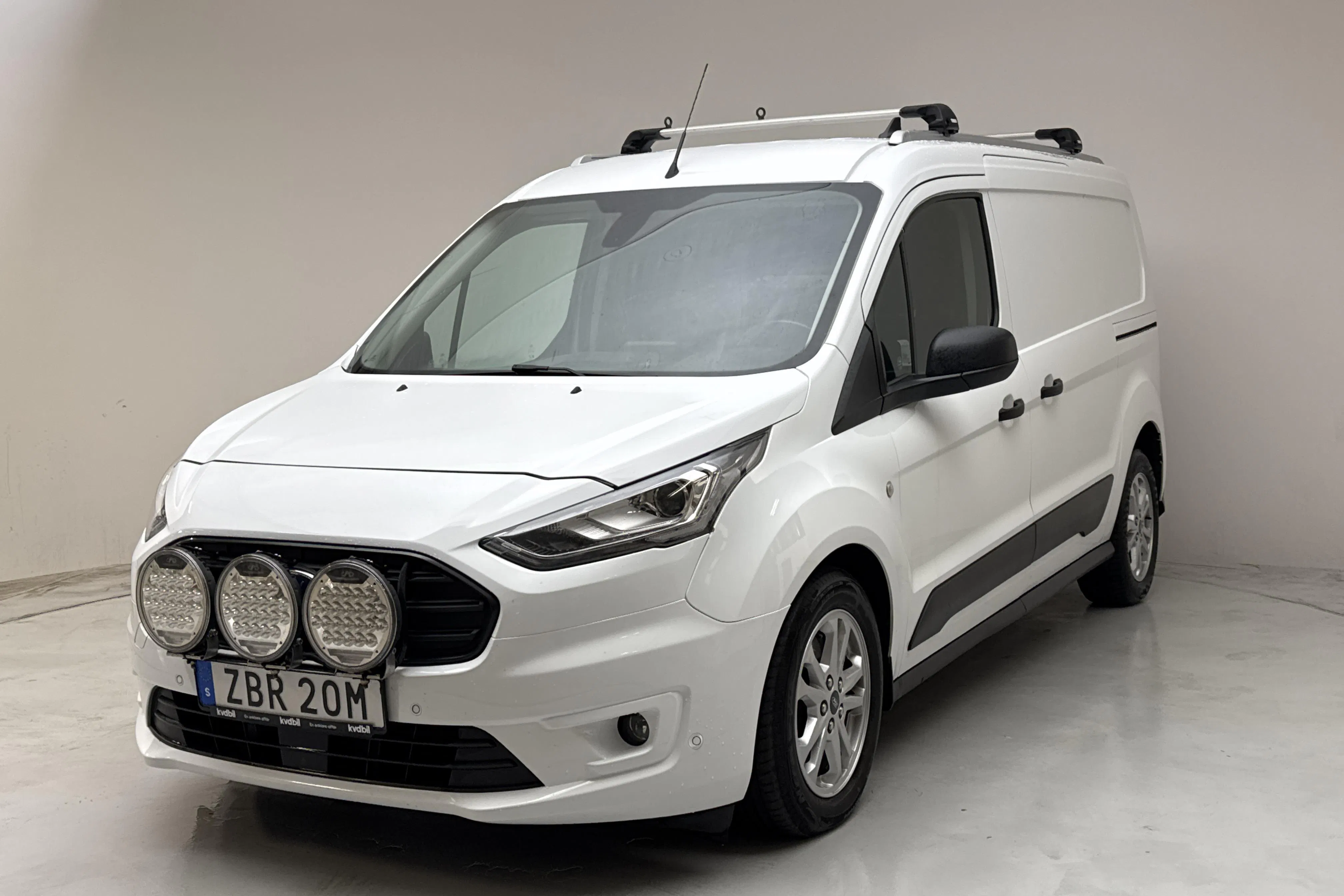 Presentation photo 1 of 14: Ford Transit Connect 1.5 TDCi (120hk) - 108 160 km - Automatic - white - 2023
