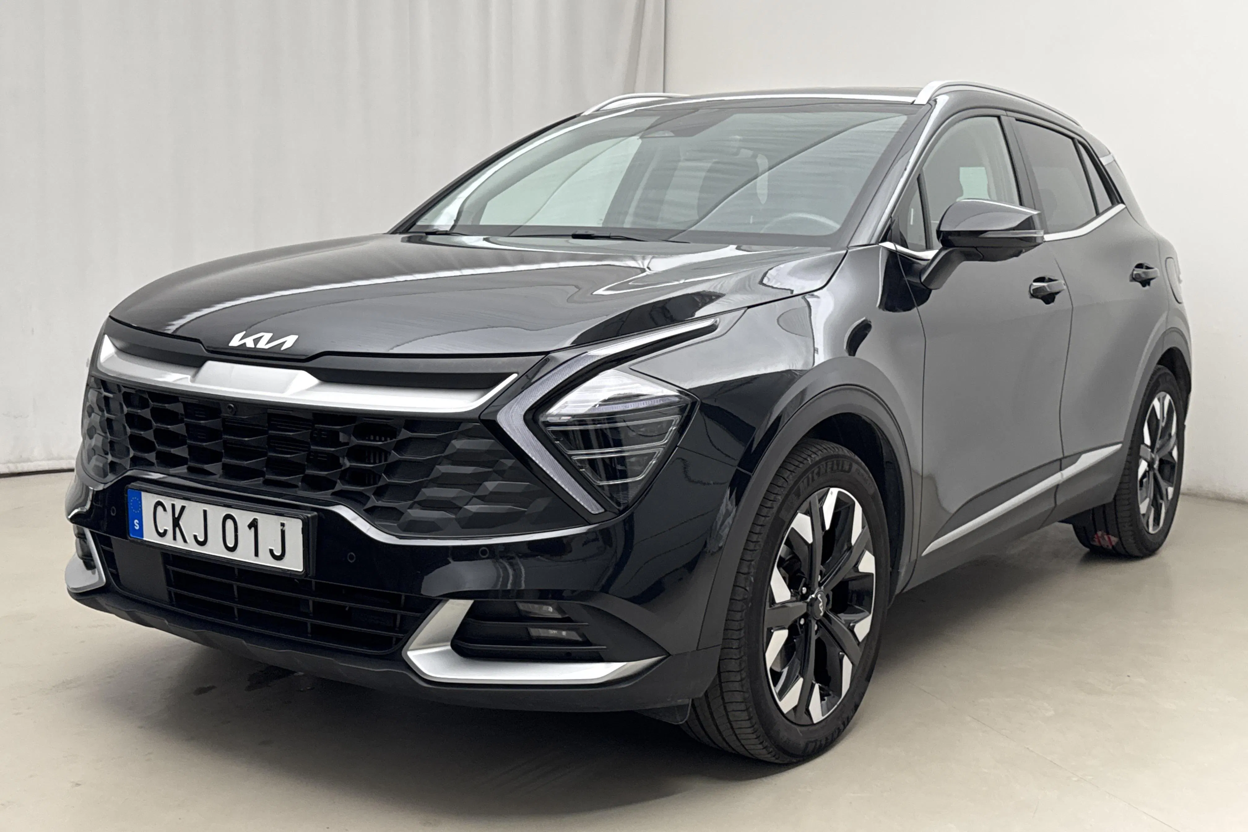 Presentation photo 1 of 18: KIA Sportage PHEV AWD (265hk) - 58 490 km - Automatic - black - 2023