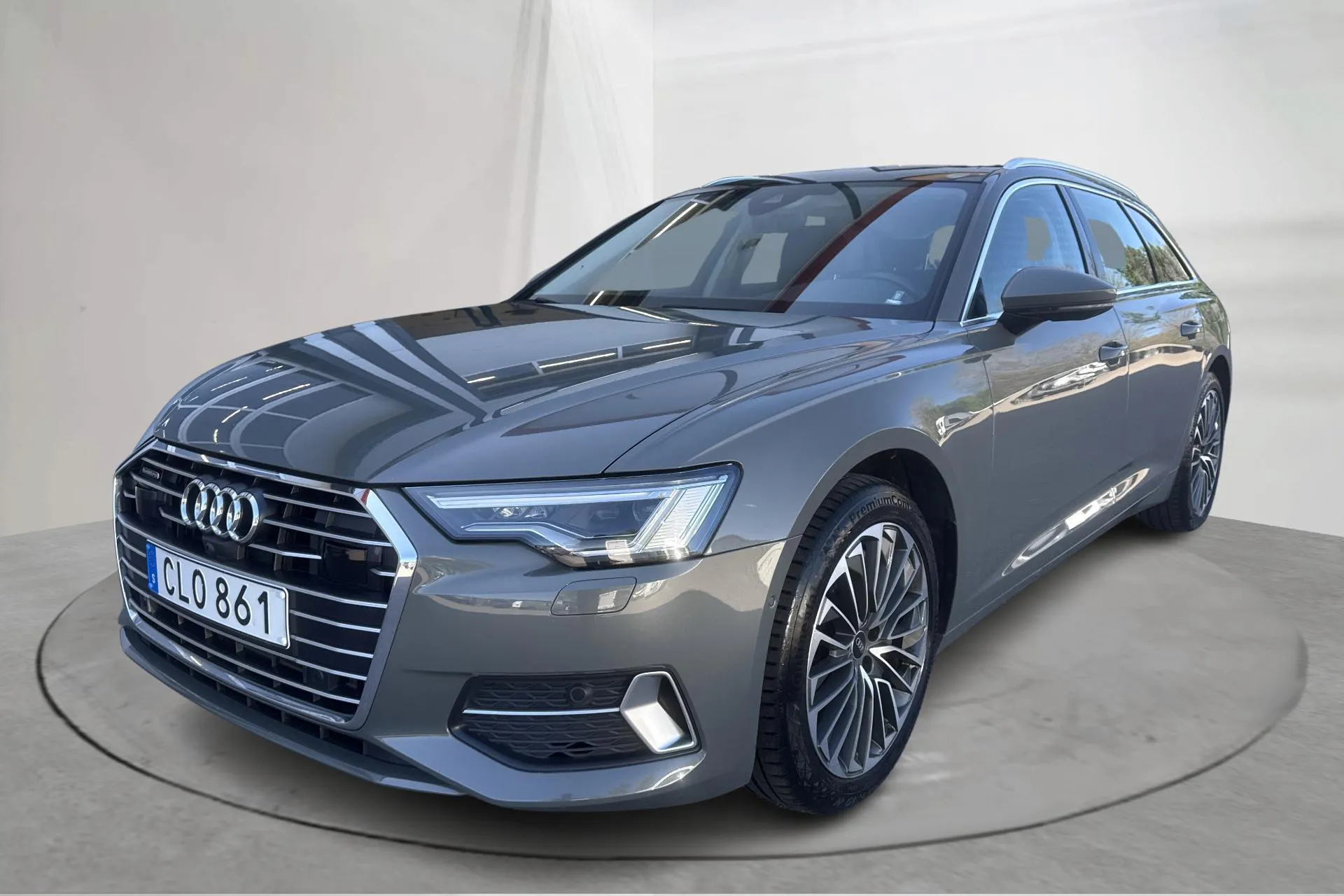 Presentationsfoto 1 av 19: Audi A6 Avant 50 TFSI e quattro (299hk) - 17 583 mil - Automat - grå - 2022