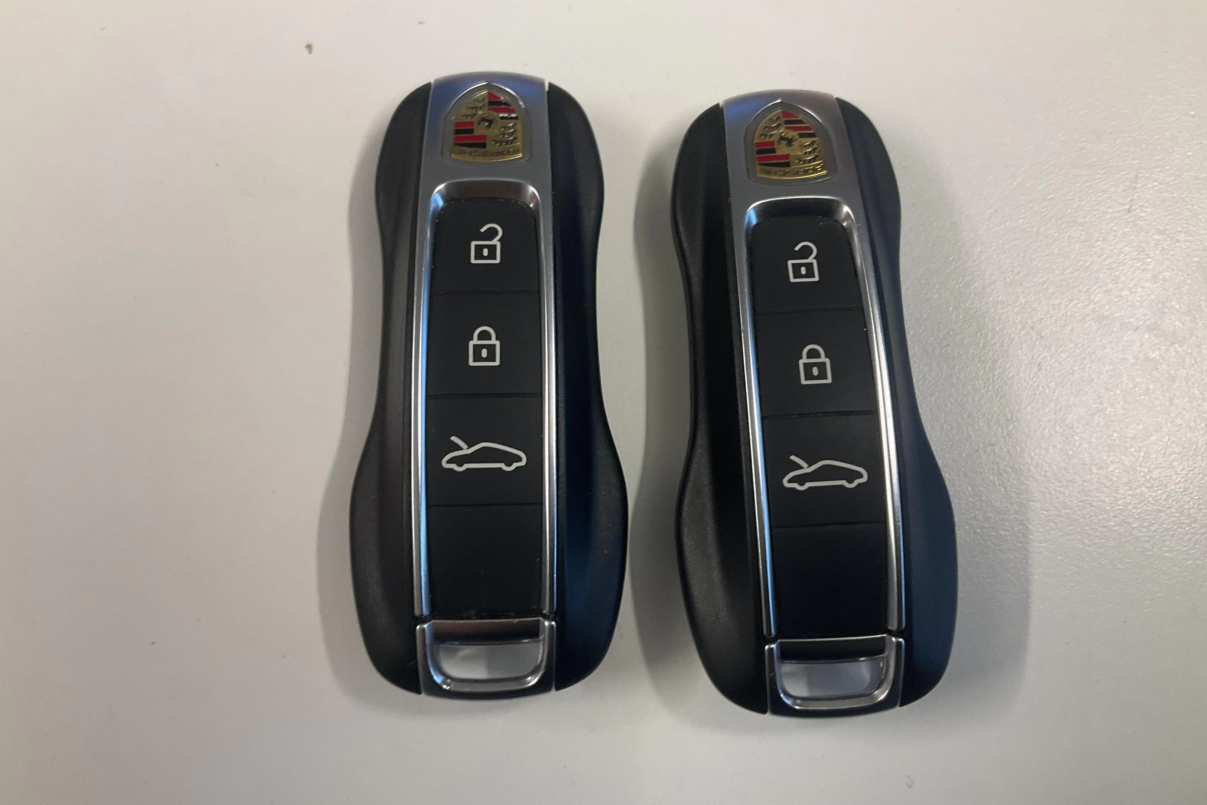 Presentationsfoto 24 av 24: Porsche 911/992 Carrera 4S Coupé (450hk) - 3 645 mil - Automat - röd - 2021