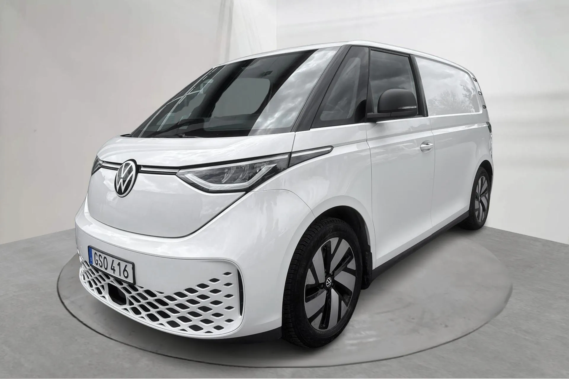 Presentationsfoto 1 av 15: VW ID. Buzz Cargo 77kWh (204hk) - 7 927 mil - Automat - vit - 2023