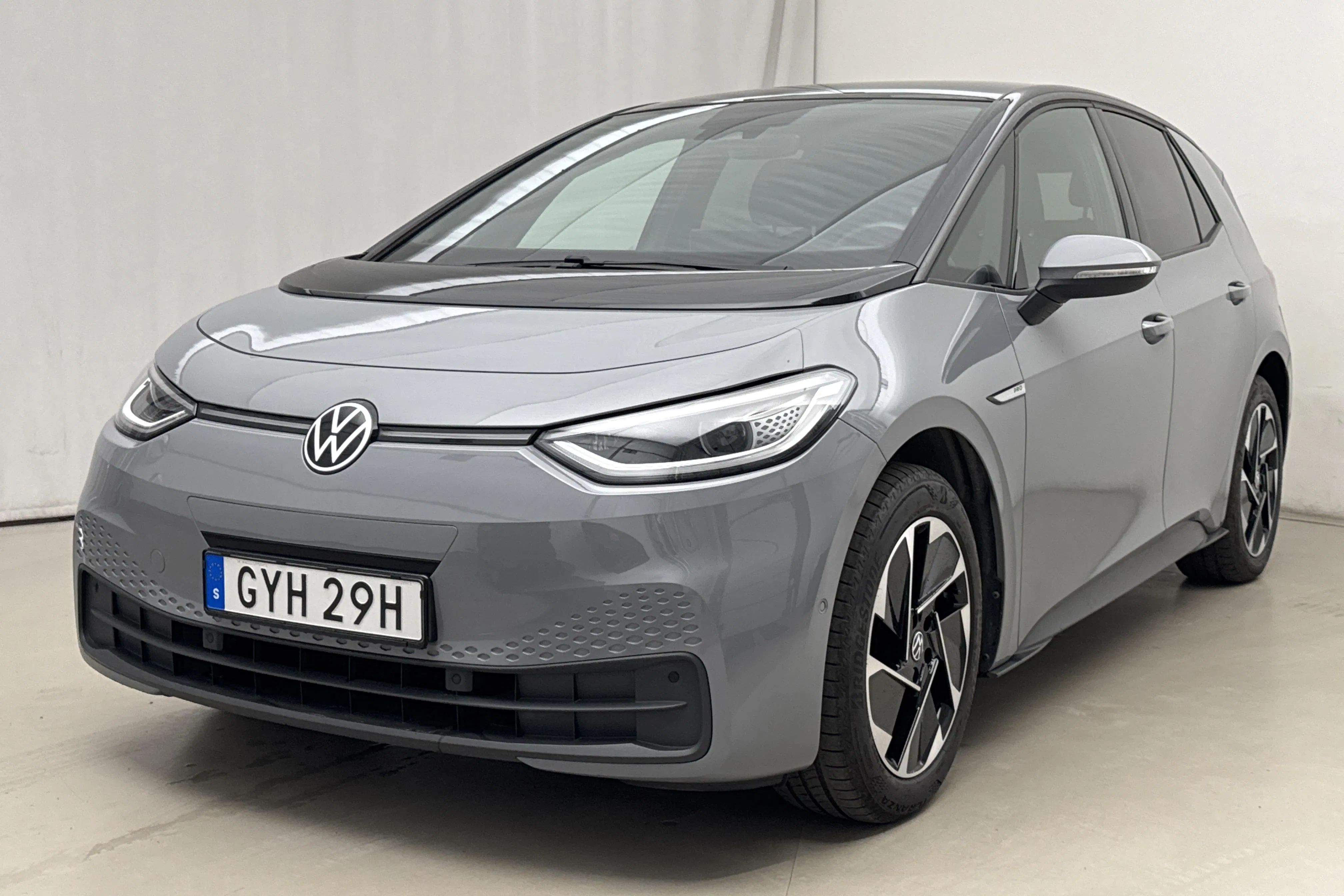 Presentationsfoto 1 av 22: VW ID.3 58kWh (204hk) - 5 158 mil - Automat - grå - 2023