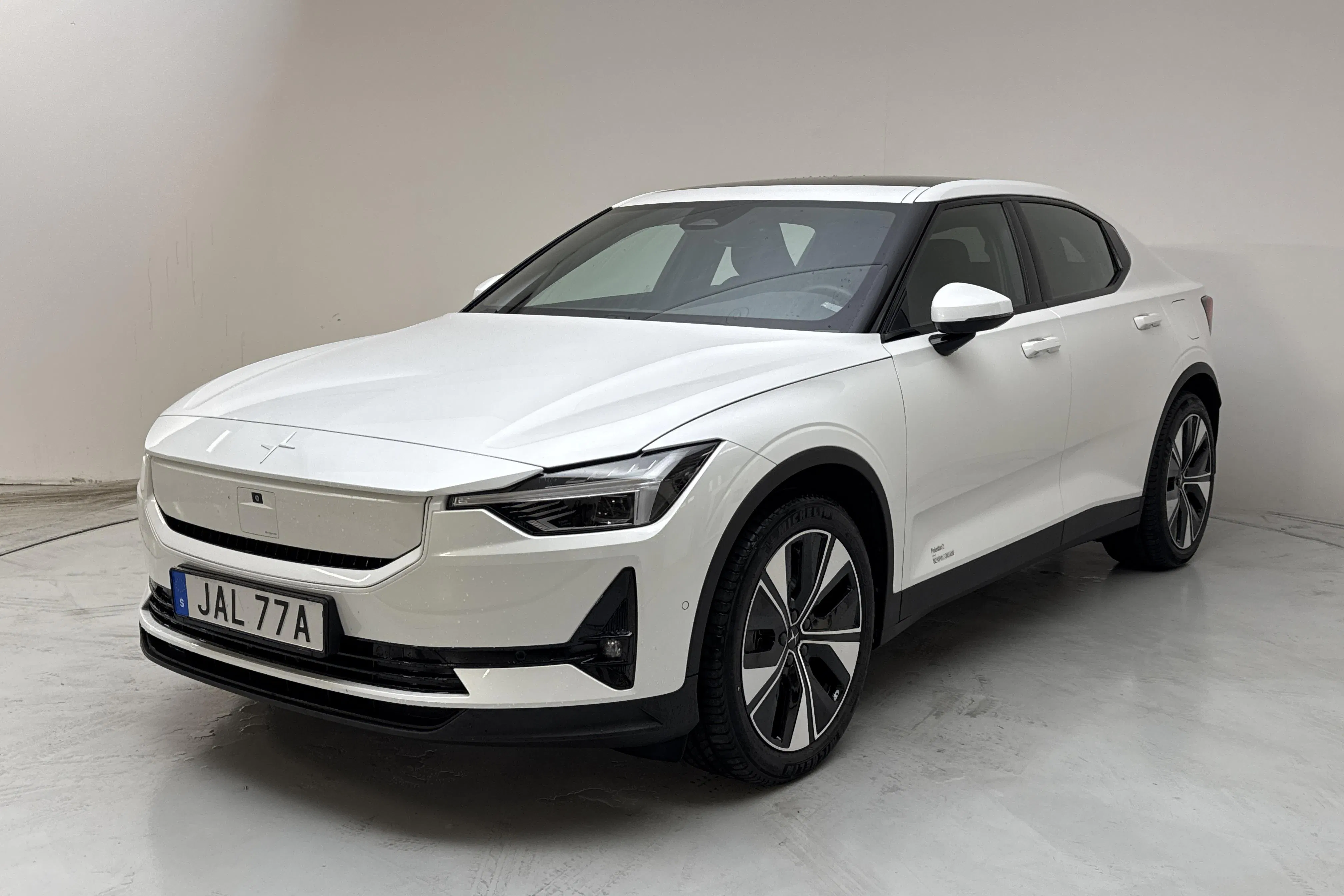 Presentation photo 1 of 20: Polestar 2 Long range Dual motor (415hk) - 42 230 km - Automatic - white - 2024