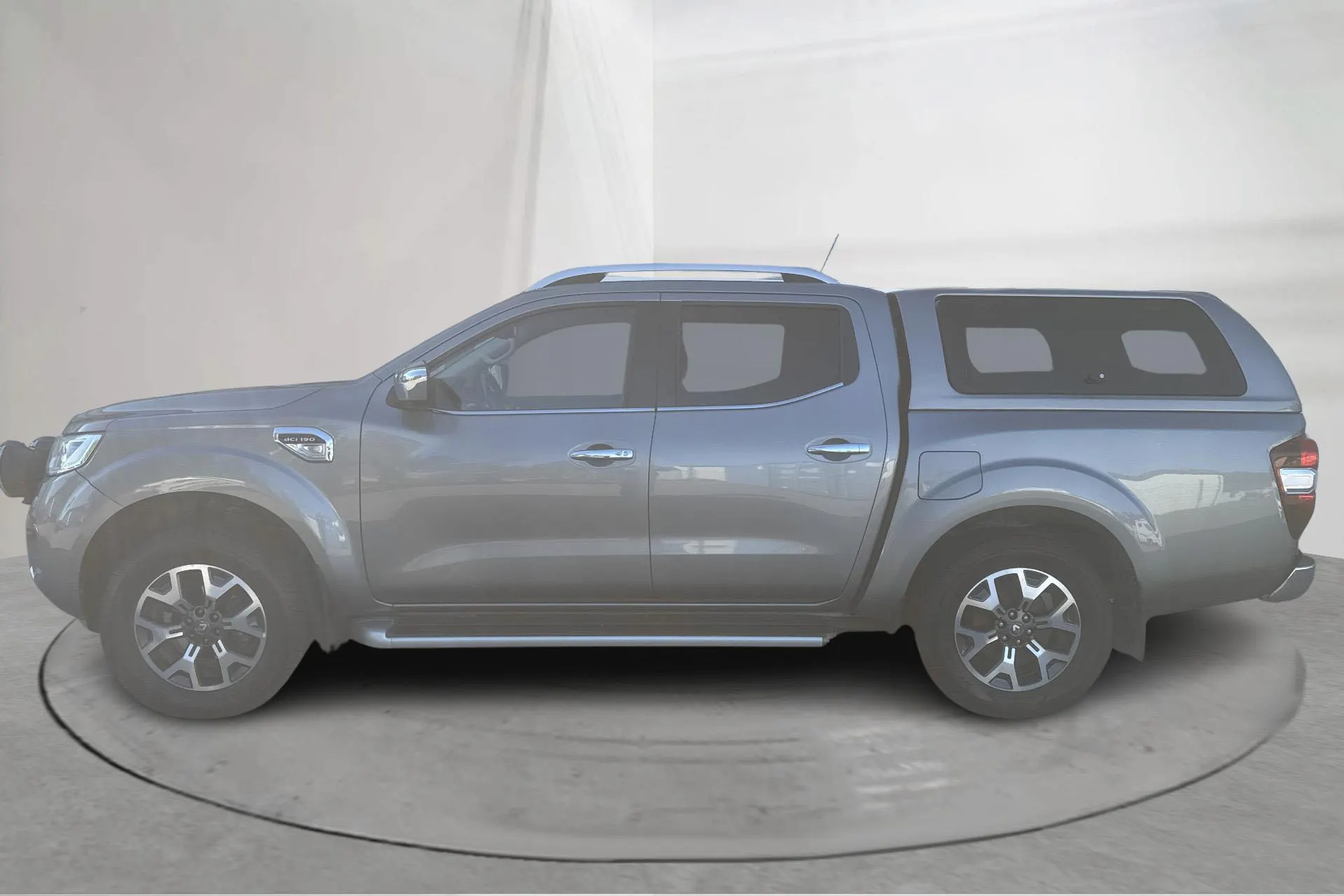 Presentationsfoto 2 av 14: Renault Alaskan 2.3 dCi 4WD (190hk) - 14 306 mil - Automat - 2019