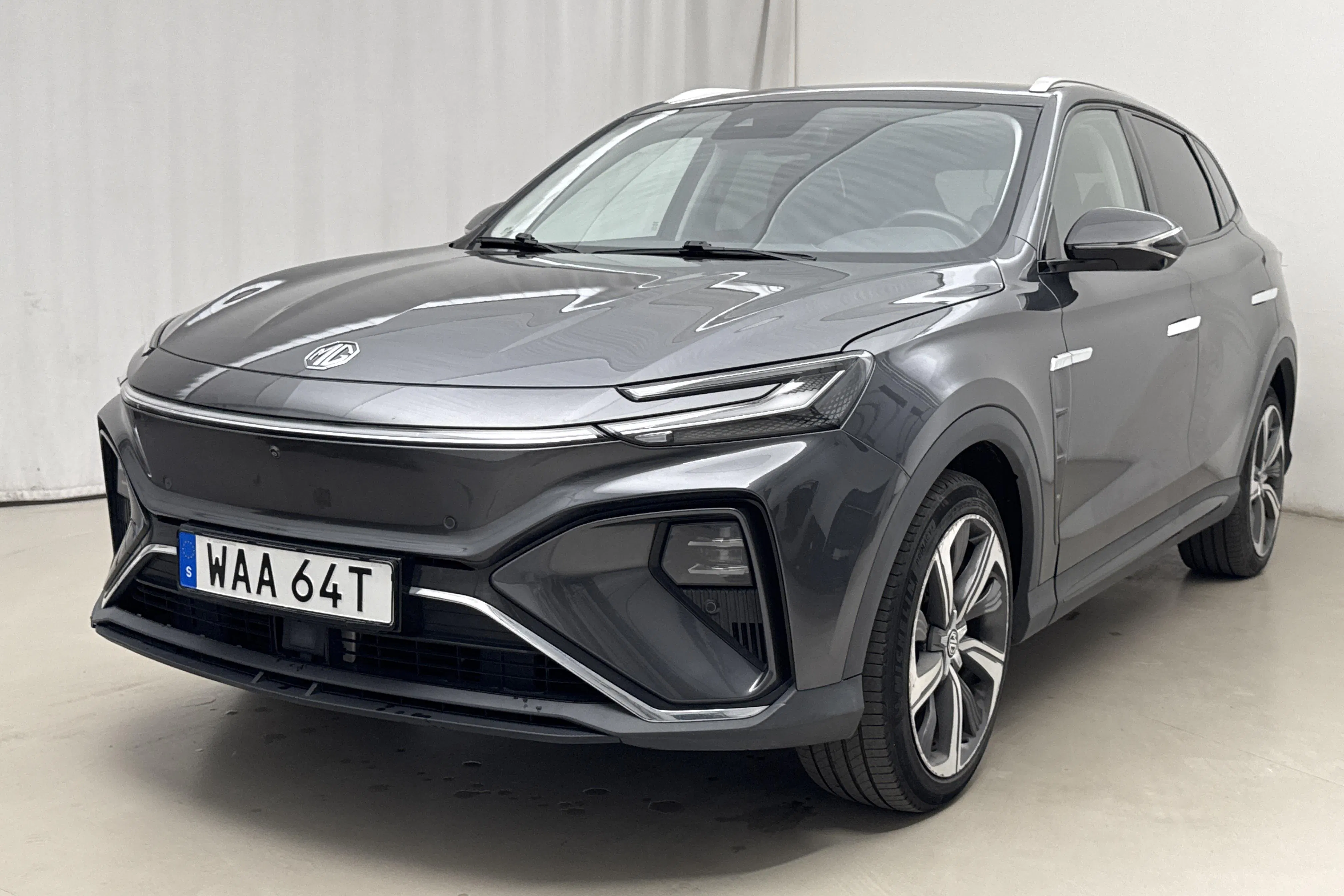Presentation photo 1 of 22: MG Marvel R (180hk) - 133 760 km - Automatic - gray - 2022