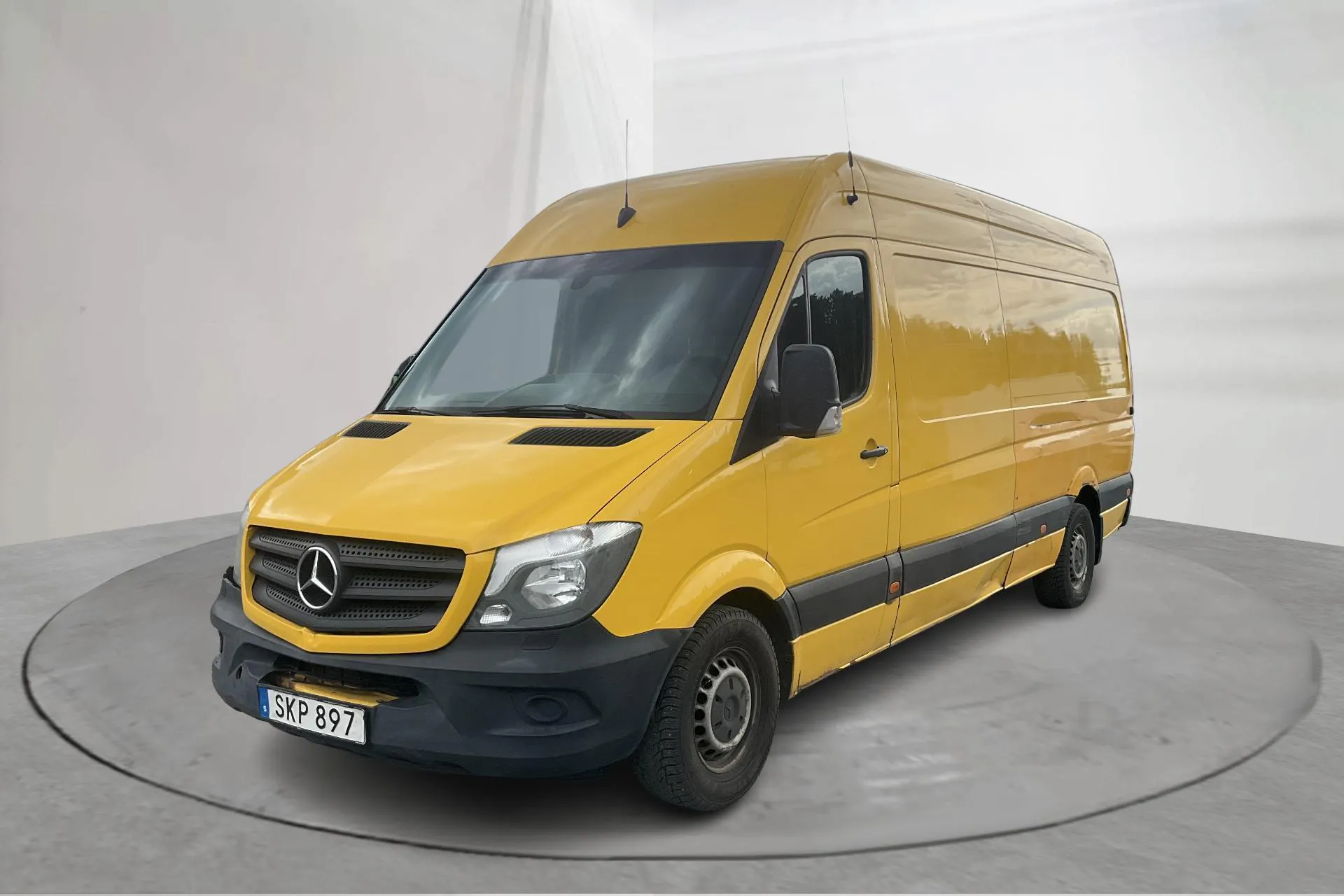 Presentation photo 1 of 12: Mercedes Sprinter 313 CDI (129hk) - 196 830 km - Automatic - yellow - 2016